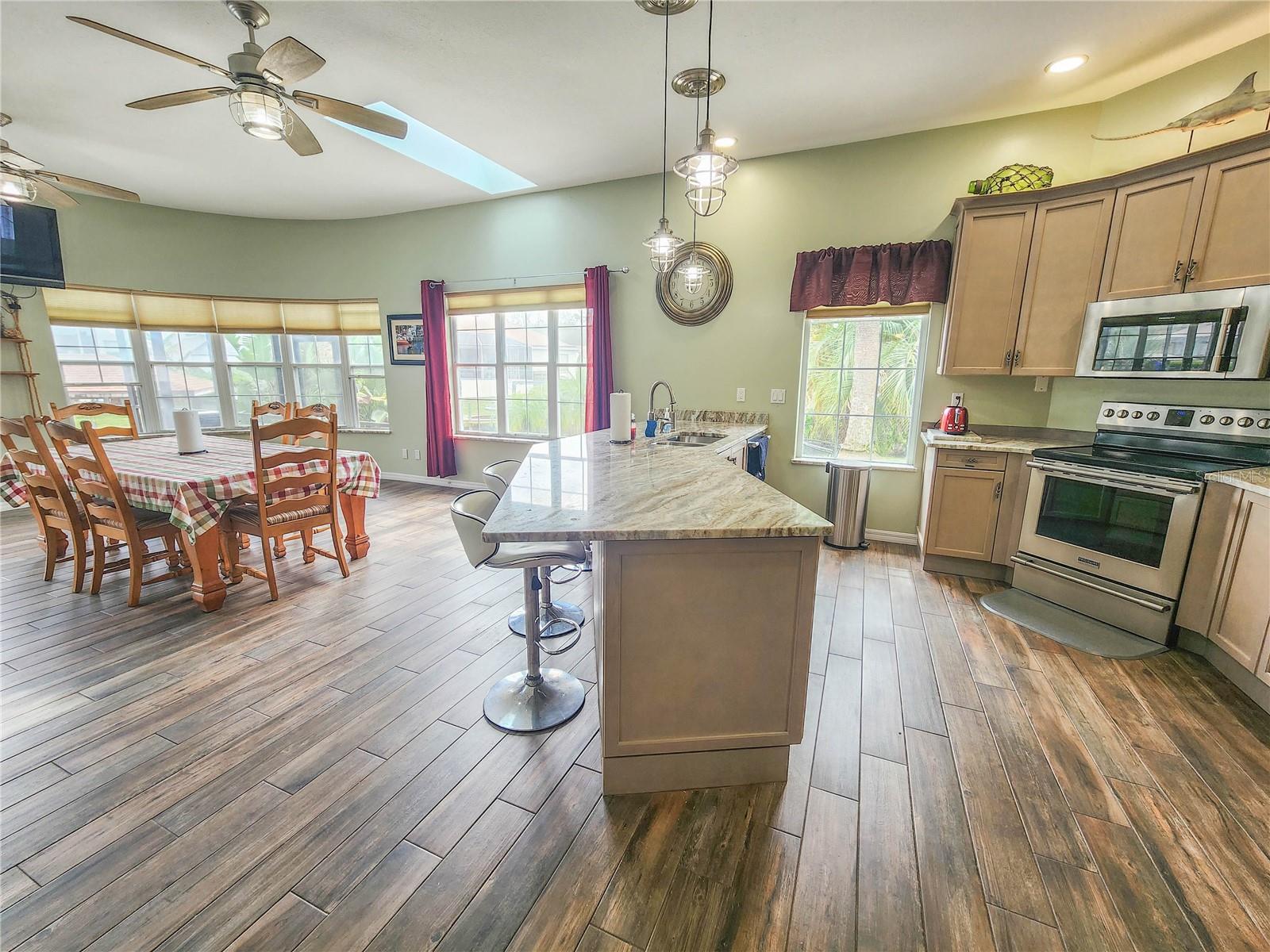 20 COMET CT, PALM COAST, FL, 32137