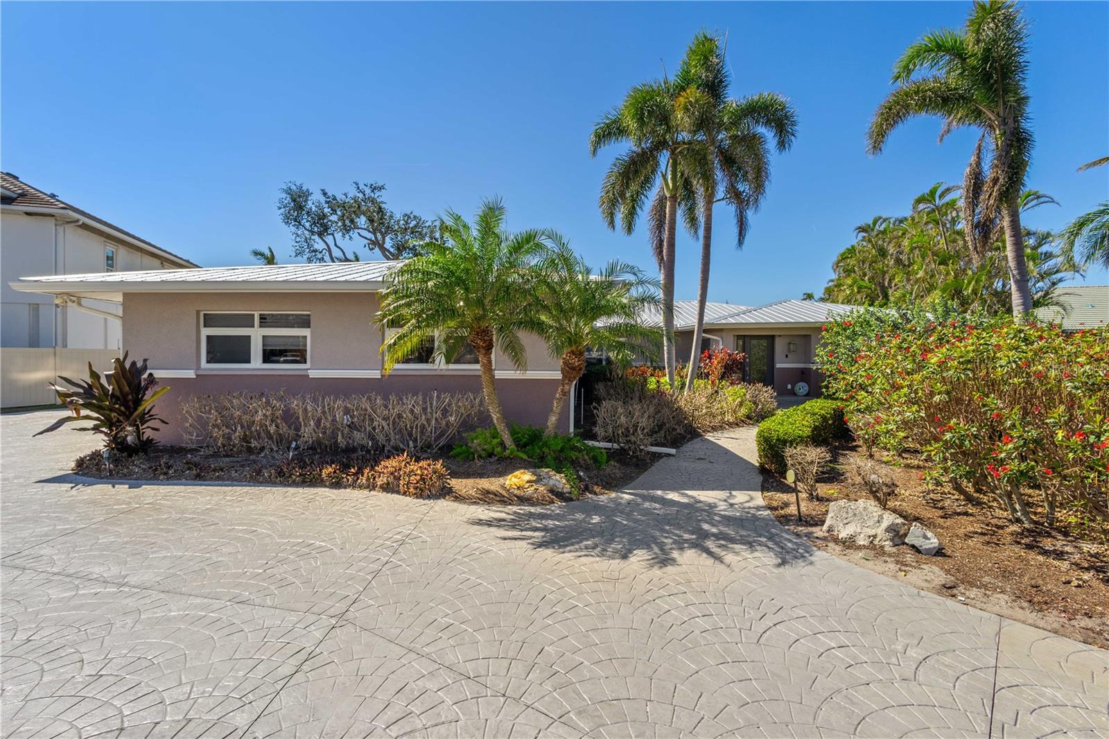 2604 PALMA SOLA BLVD, BRADENTON, FL, 34209