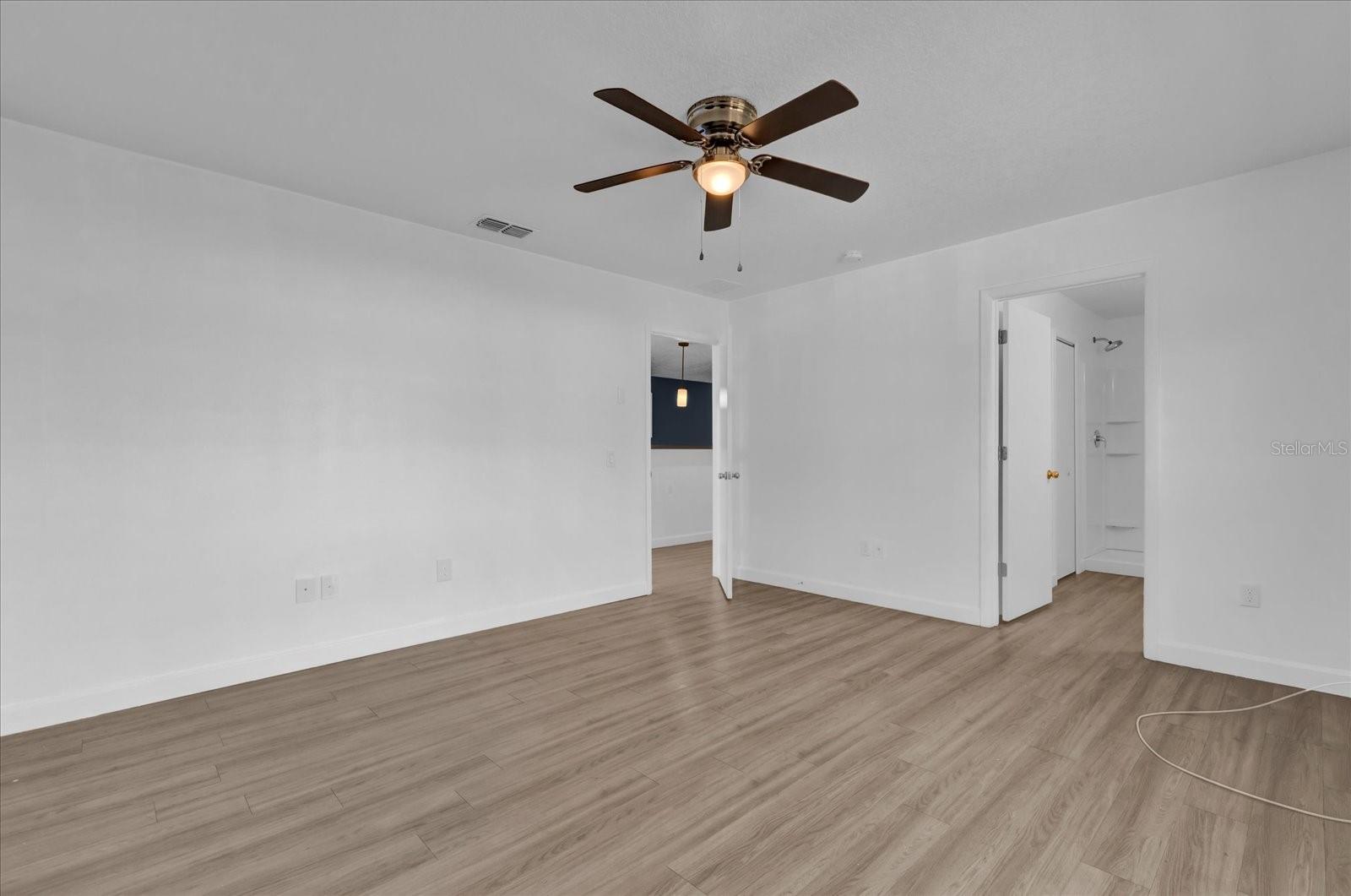 901 S HOLLY AVE, SANFORD, FL, 32771