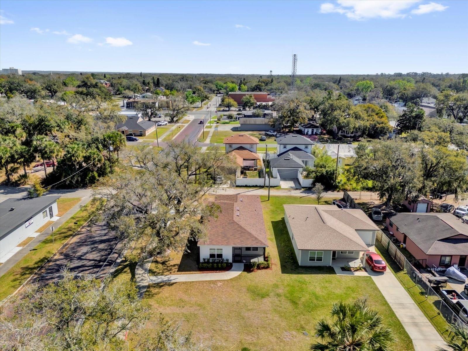 901 S HOLLY AVE, SANFORD, FL, 32771