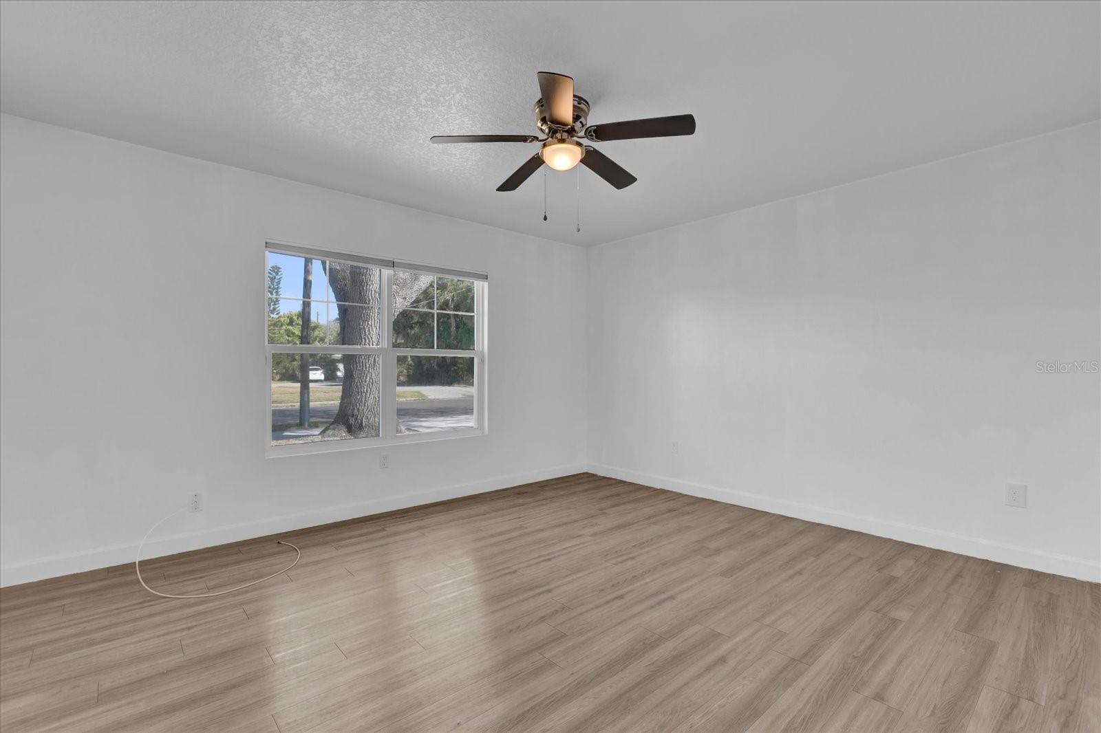 901 S HOLLY AVE, SANFORD, FL, 32771