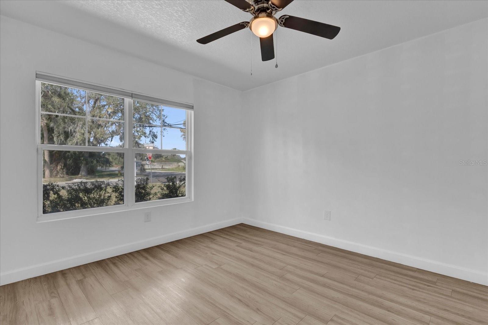 901 S HOLLY AVE, SANFORD, FL, 32771