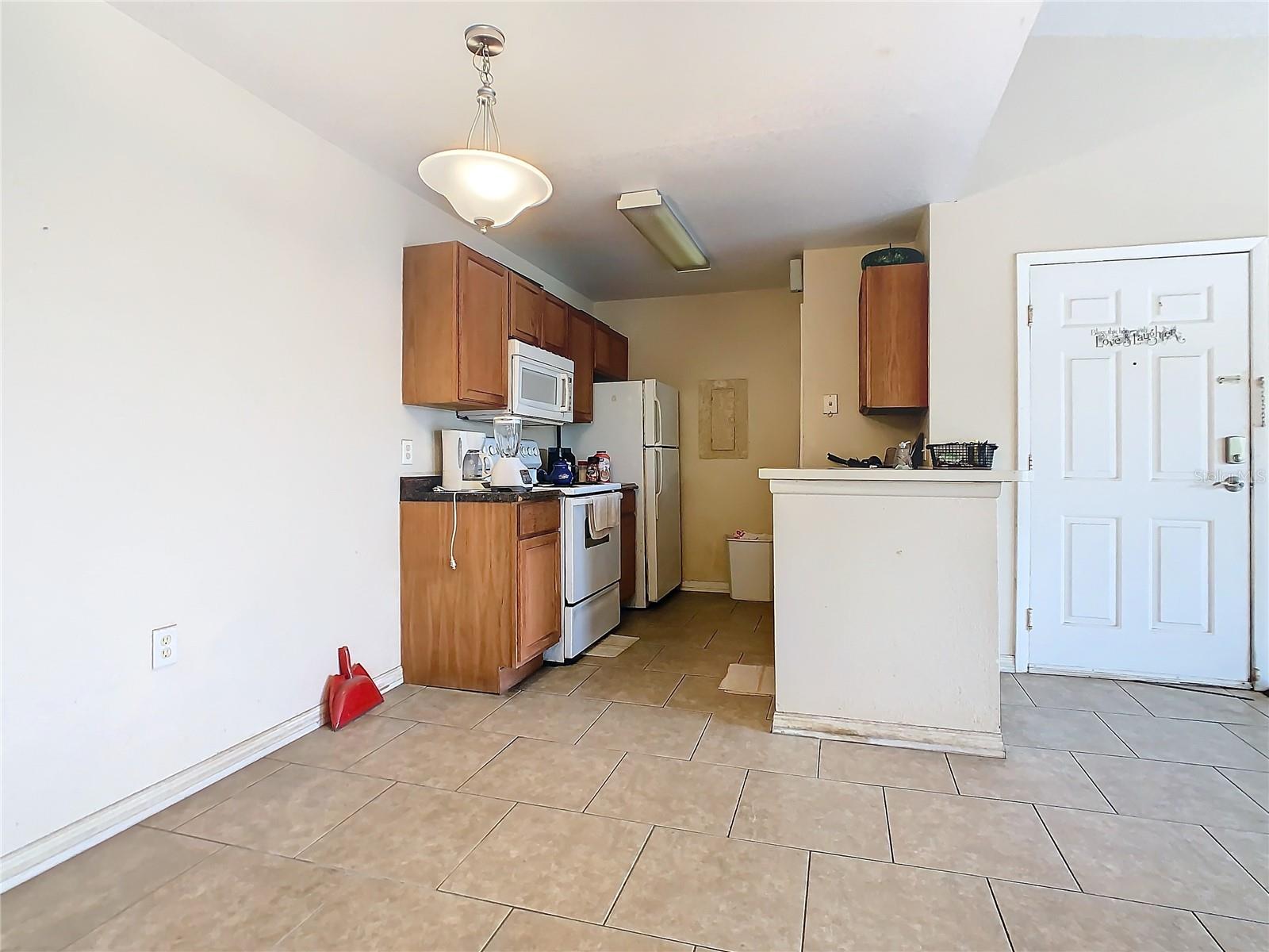 5255 IMAGES CIR #305, KISSIMMEE, FL, 34746