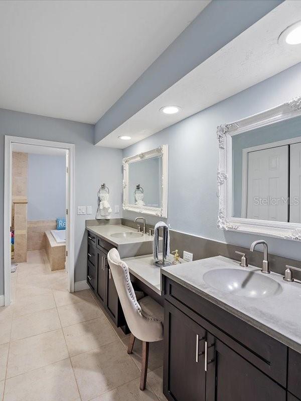 4588 BAYCEDAR LN, SARASOTA, FL, 34241