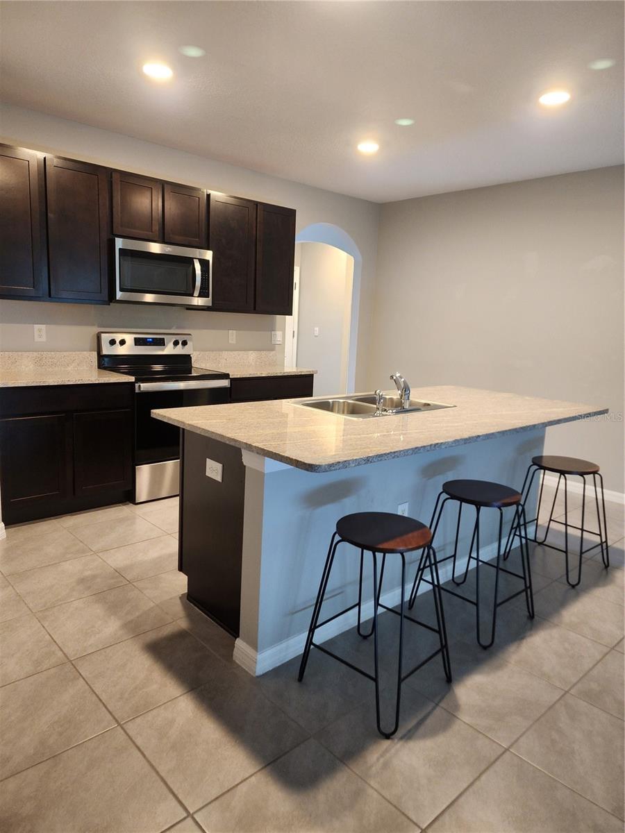 5014 BELLA ARMONIA CIR, WIMAUMA, FL, 33598