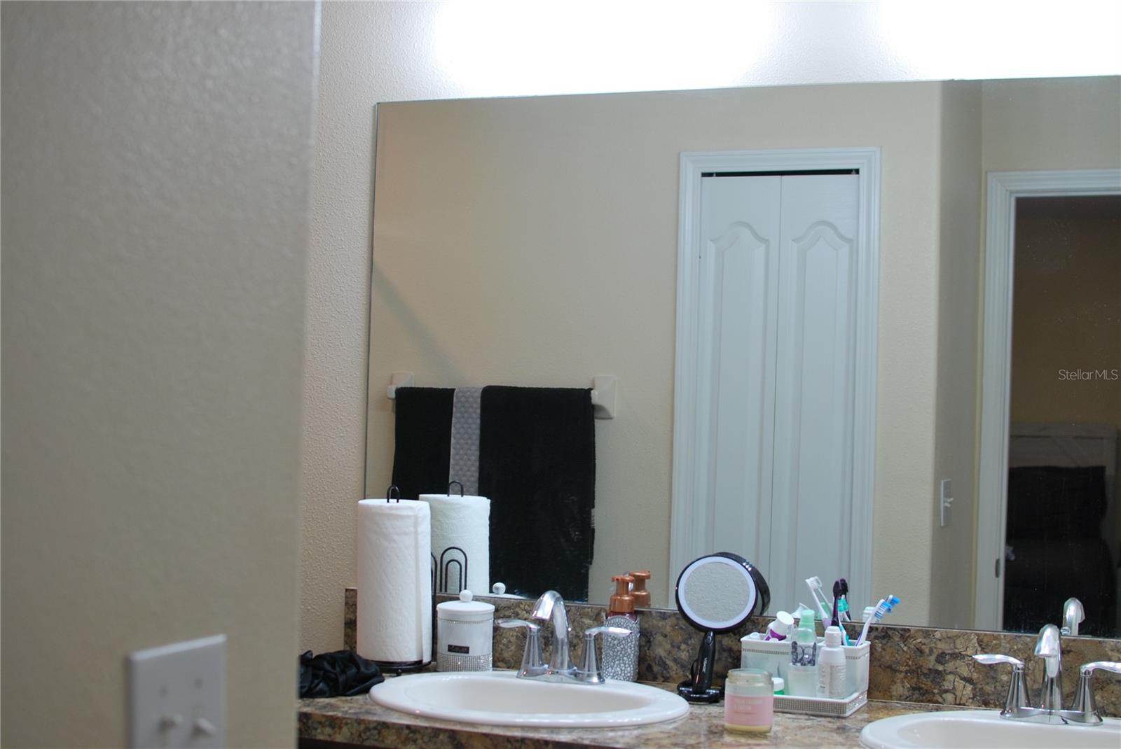 6472 SEDGEFORD DR, LAKELAND, FL, 33811