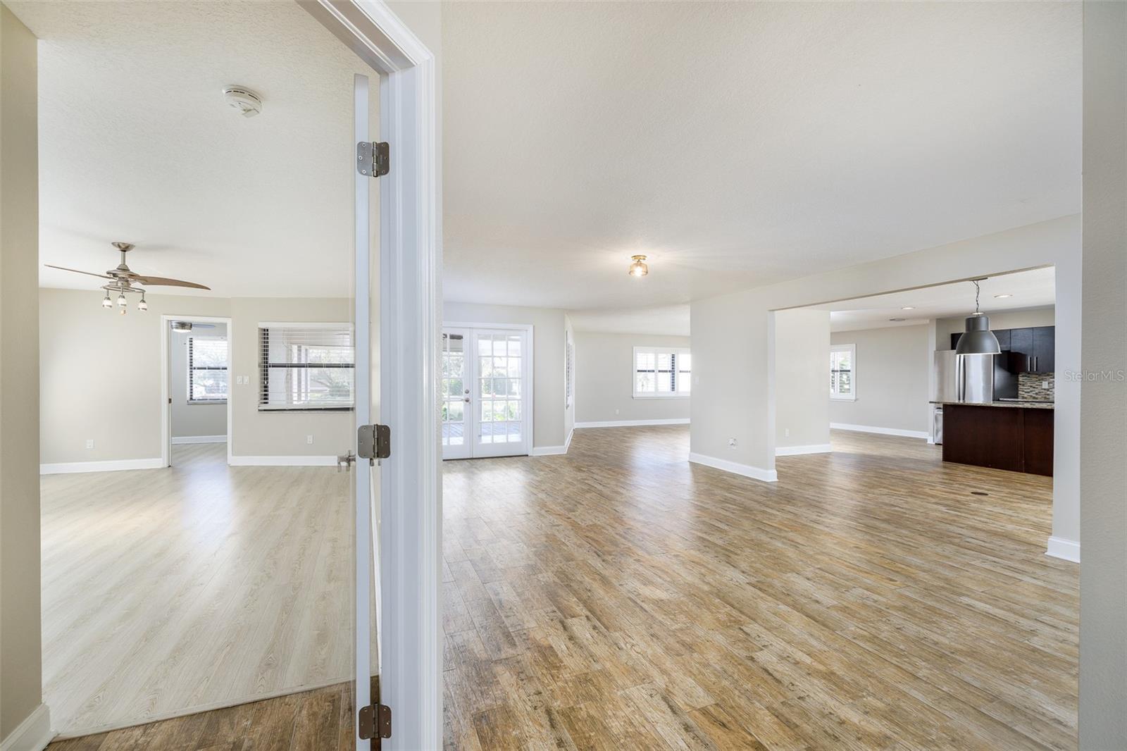 1175 SAN CARLOS AVE NE, ST PETERSBURG, FL, 33702