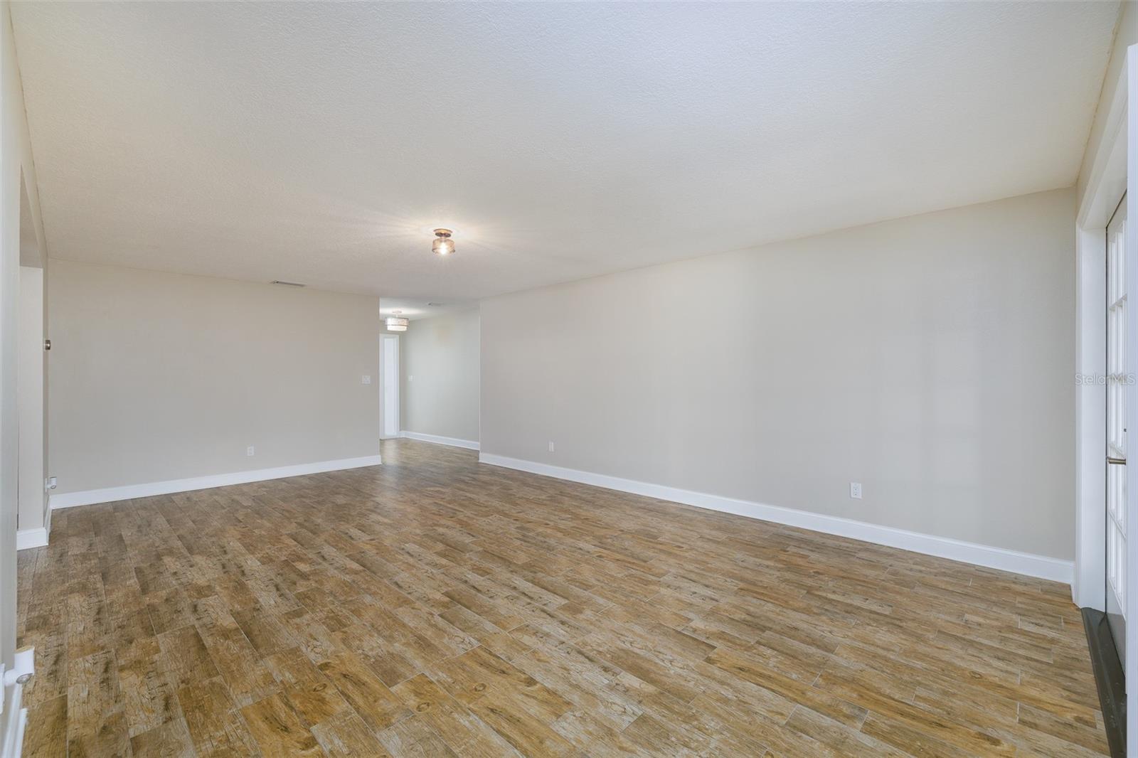 1175 SAN CARLOS AVE NE, ST PETERSBURG, FL, 33702
