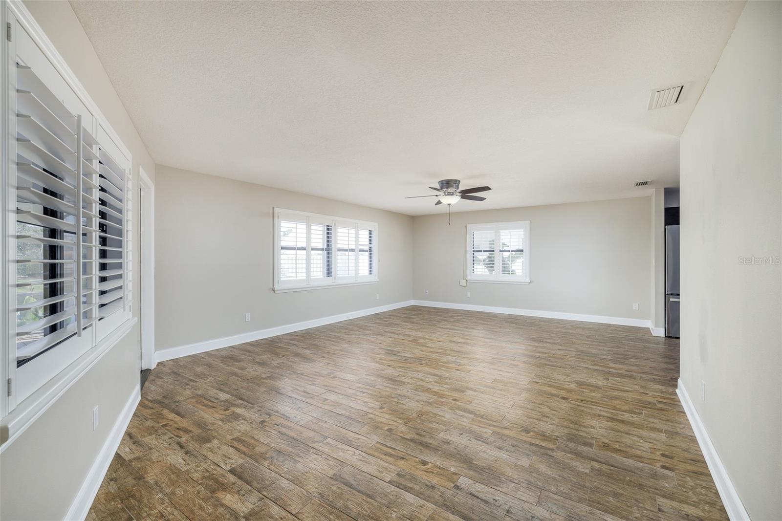 1175 SAN CARLOS AVE NE, ST PETERSBURG, FL, 33702