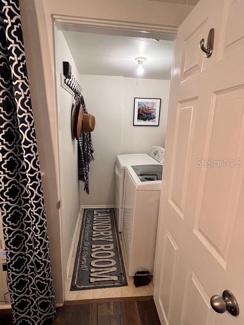 810 N TREMAIN ST, MOUNT DORA, FL, 32757