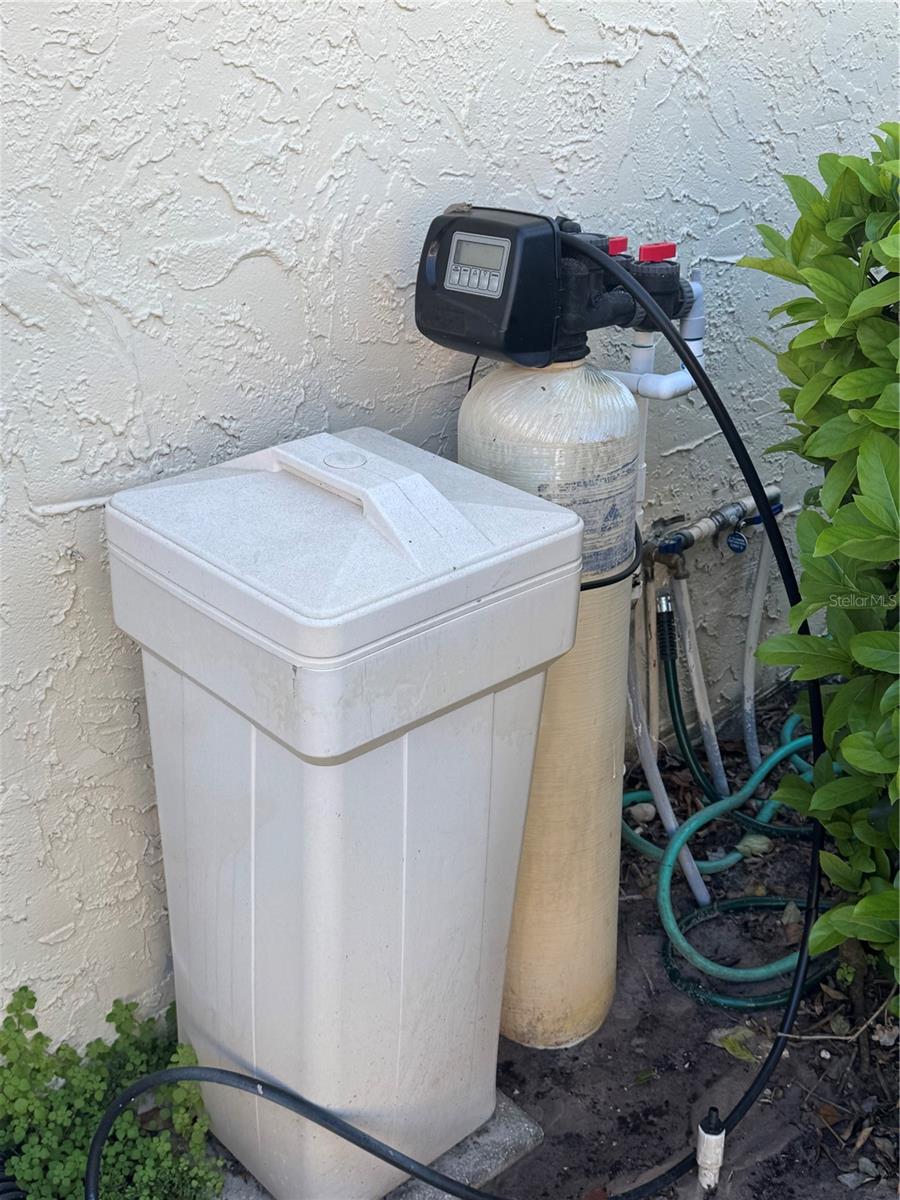 1801 E LAKE RD #6B, PALM HARBOR, FL, 34685