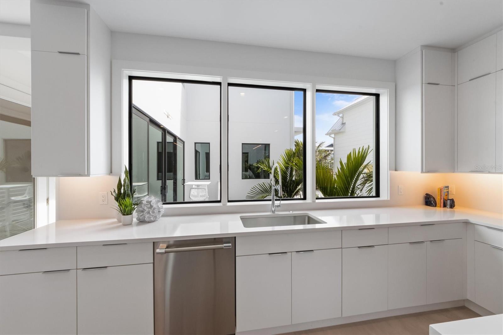 112 ELM AVE, ANNA MARIA, FL, 34216