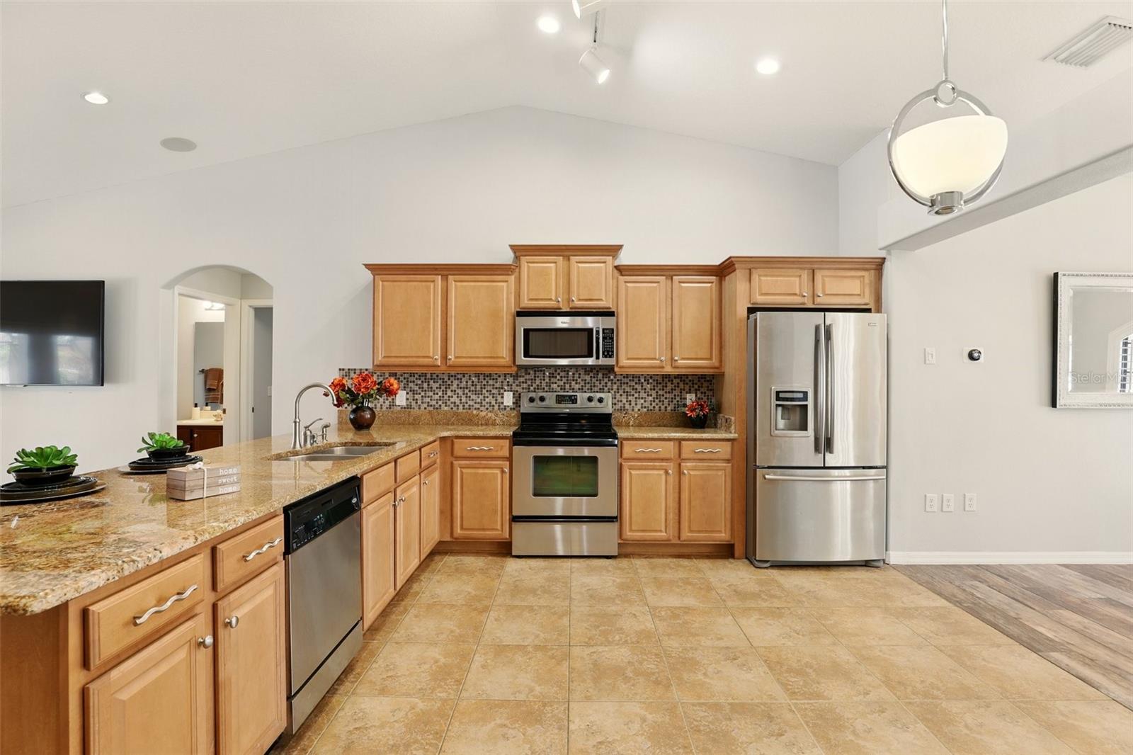 1008 OAK LANDING, ORANGE CITY, FL, 32763