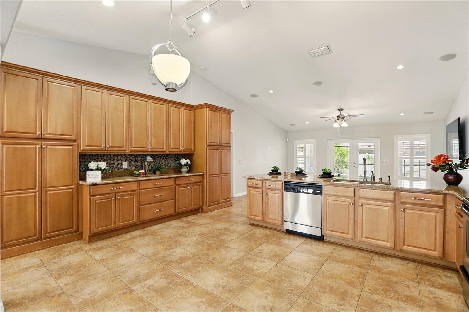 1008 OAK LANDING, ORANGE CITY, FL, 32763