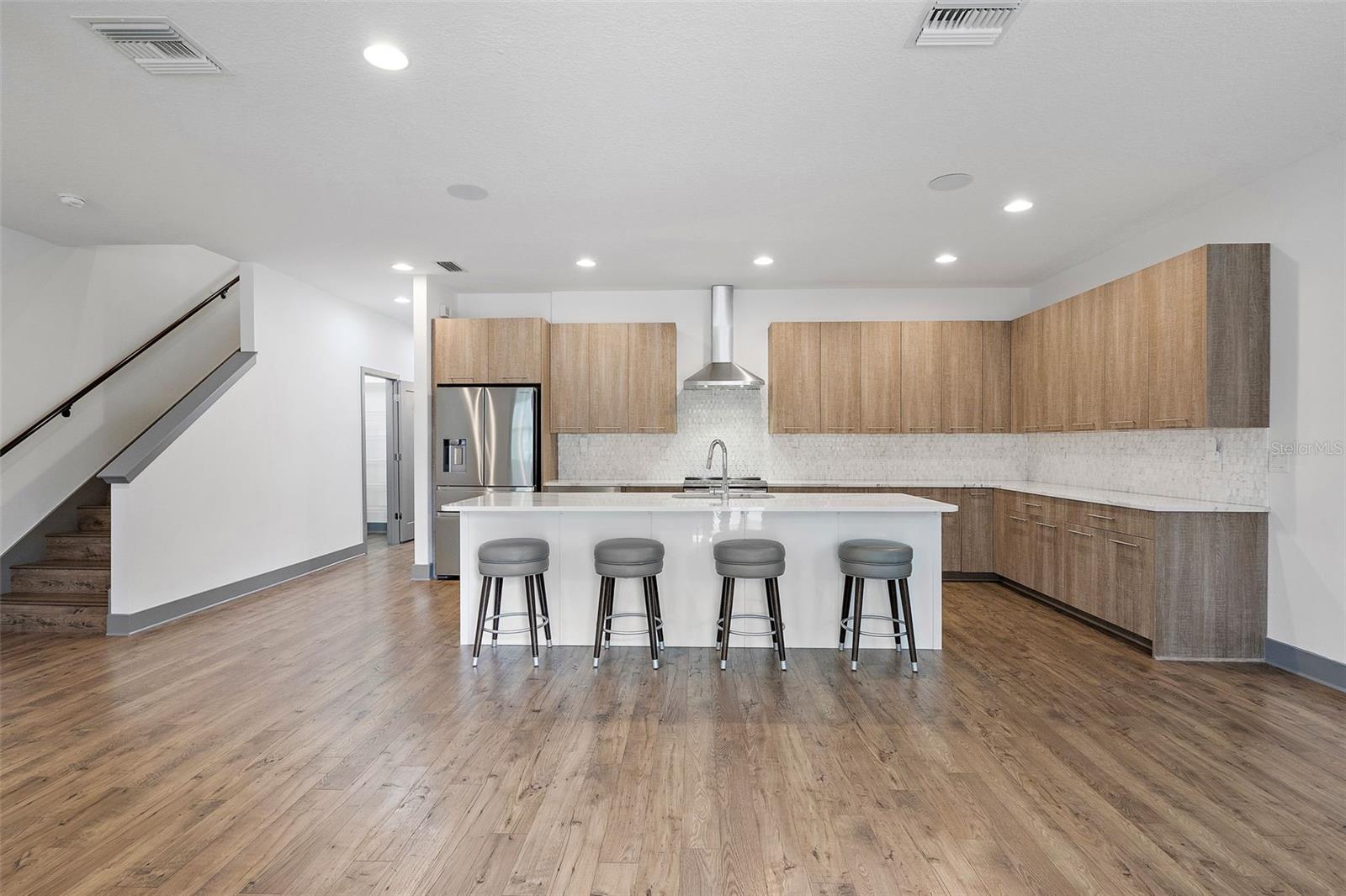 1110 25TH ST N, ST PETERSBURG, FL, 33713