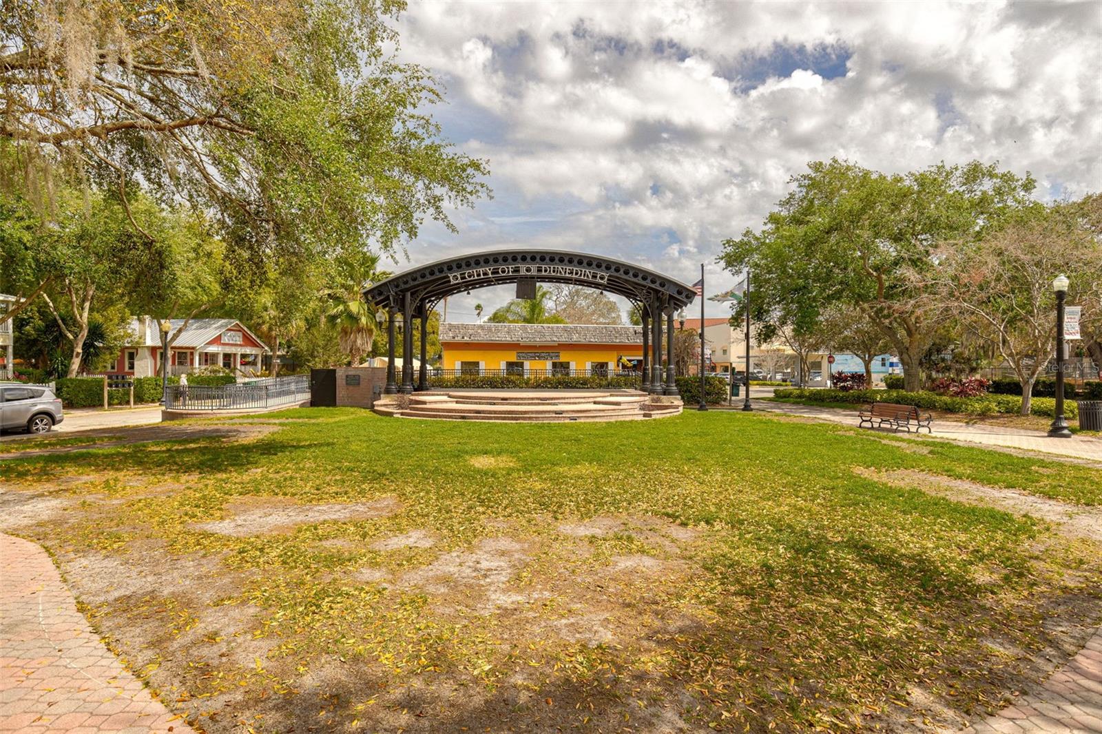 439 SAN SALVADOR DR, DUNEDIN, FL, 34698