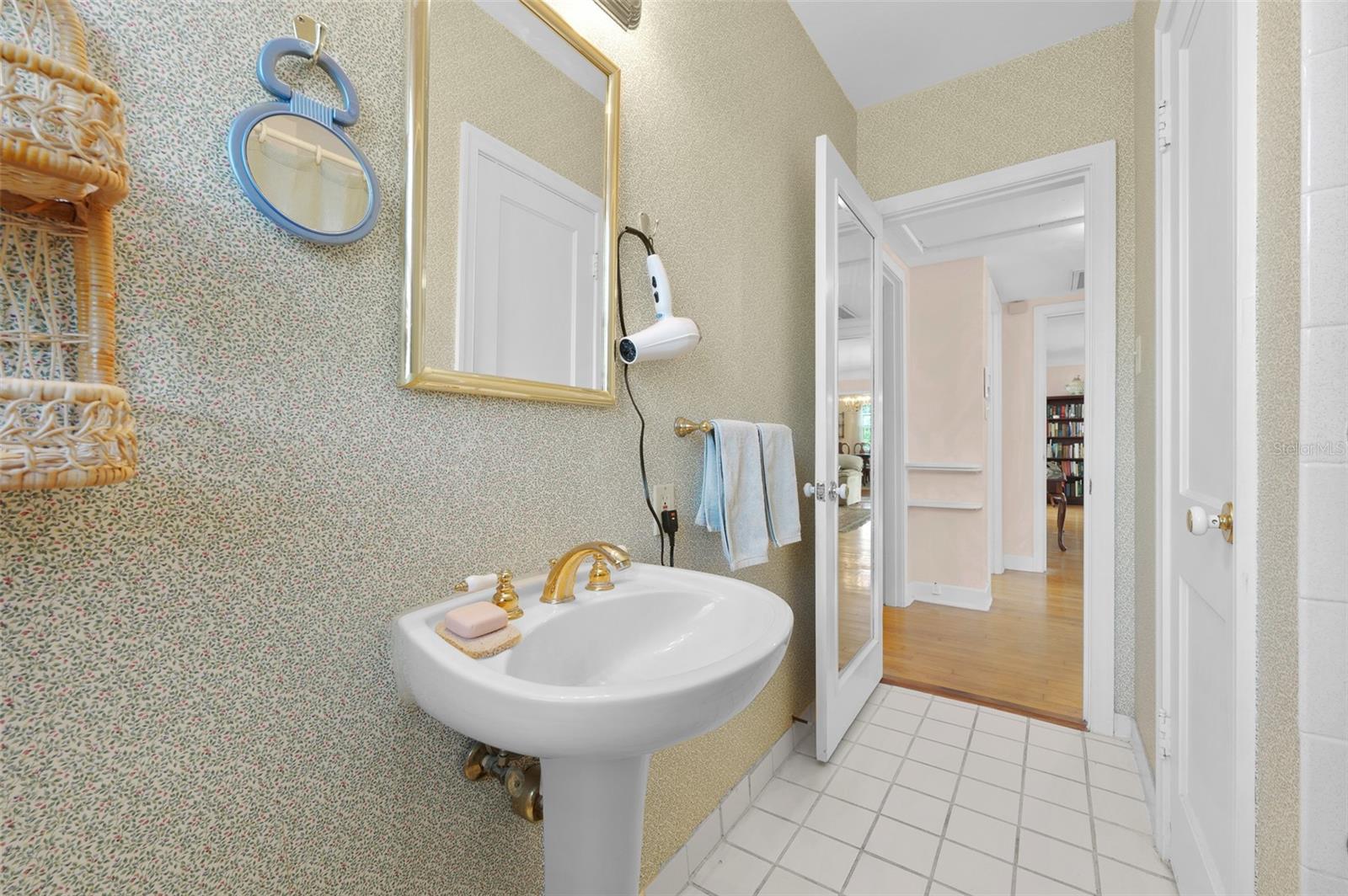 3810 W GRANADA ST, TAMPA, FL, 33629