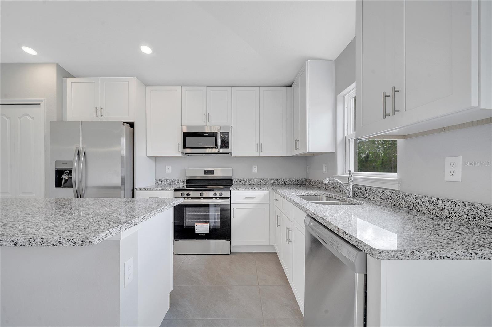 43 PETERLEE CT, KISSIMMEE, FL, 34758