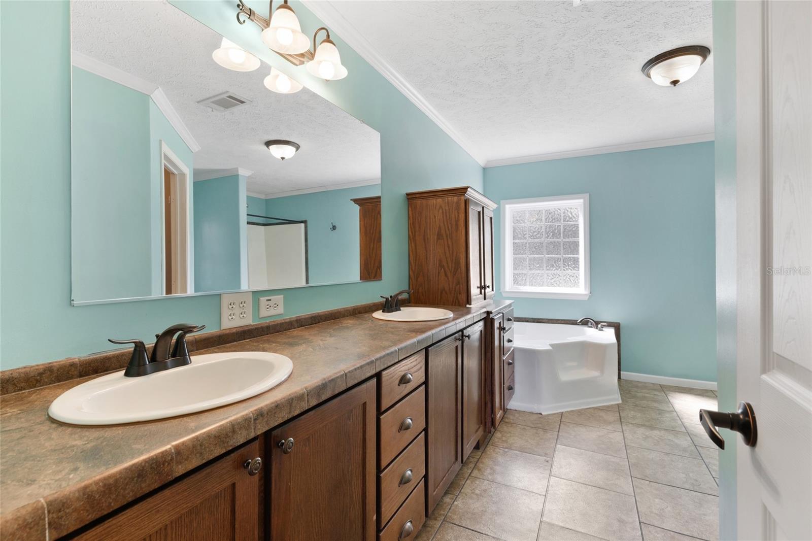 667 SW ELIM CHURCH RD, FORT WHITE, FL, 32038