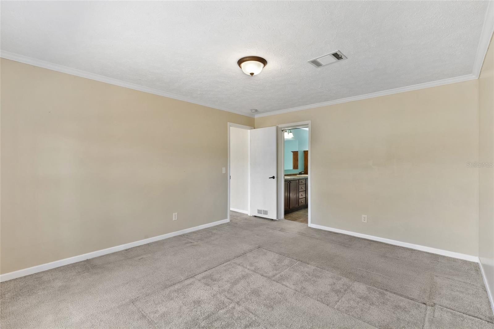 667 SW ELIM CHURCH RD, FORT WHITE, FL, 32038