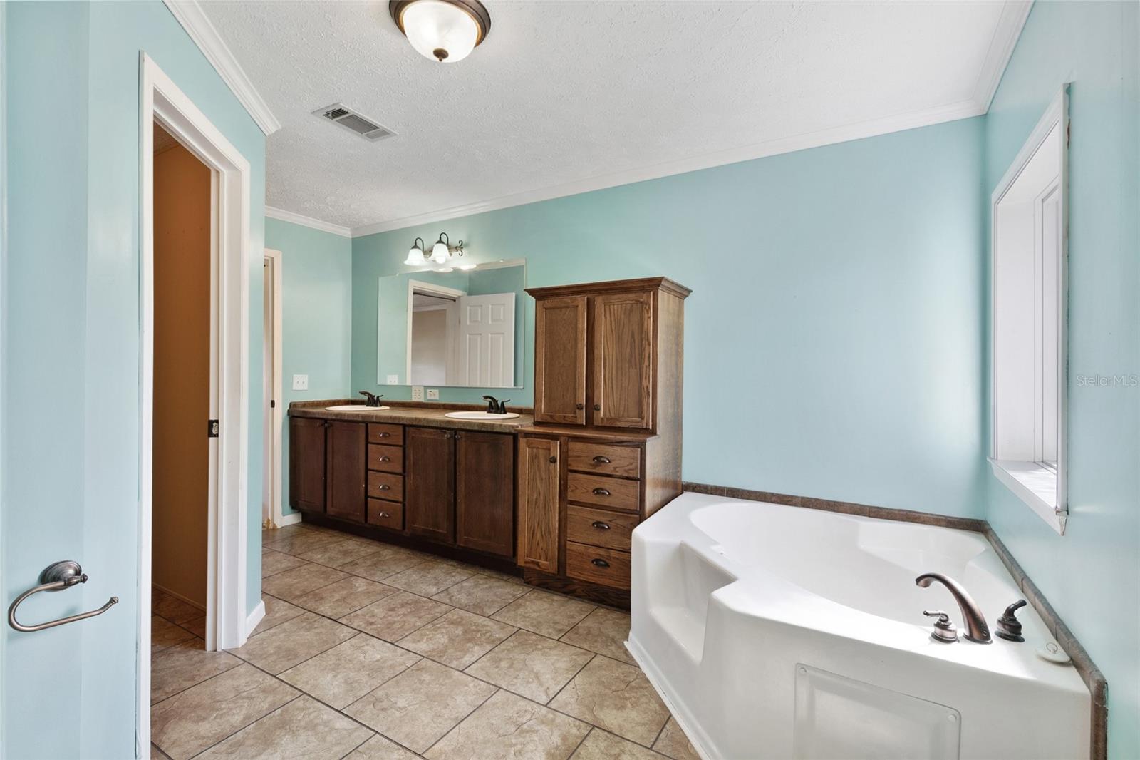 667 SW ELIM CHURCH RD, FORT WHITE, FL, 32038