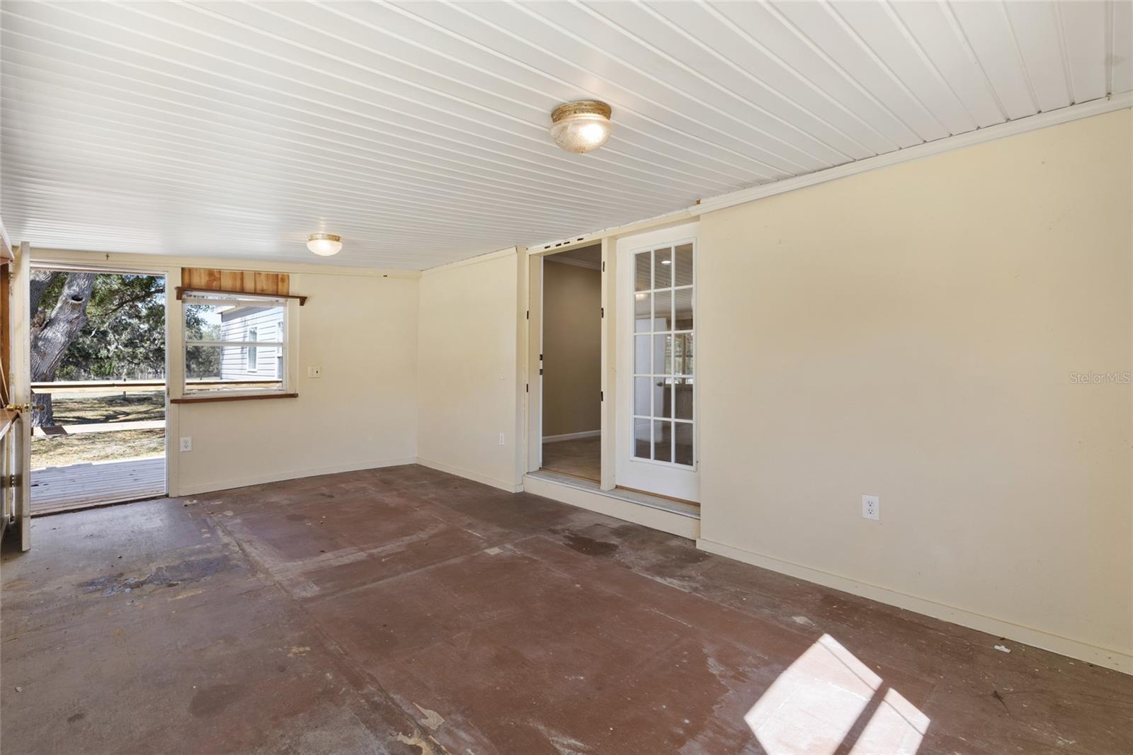 667 SW ELIM CHURCH RD, FORT WHITE, FL, 32038