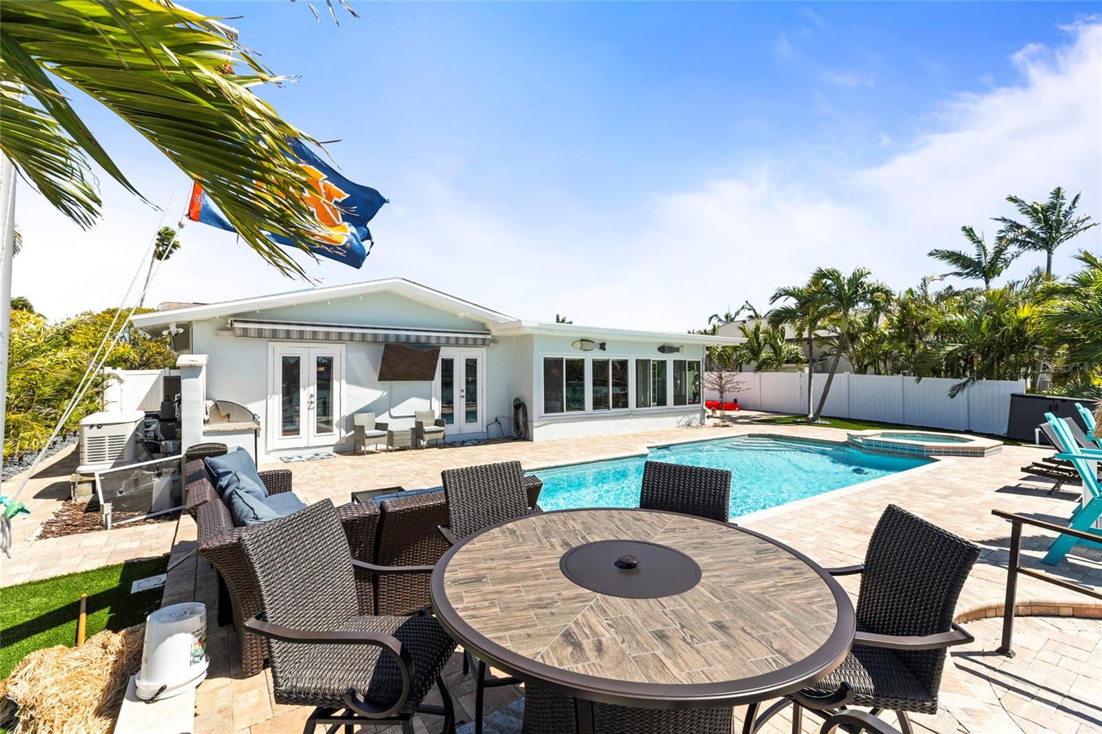 3102 W VINA DEL MAR BLVD, ST PETE BEACH, FL, 33706