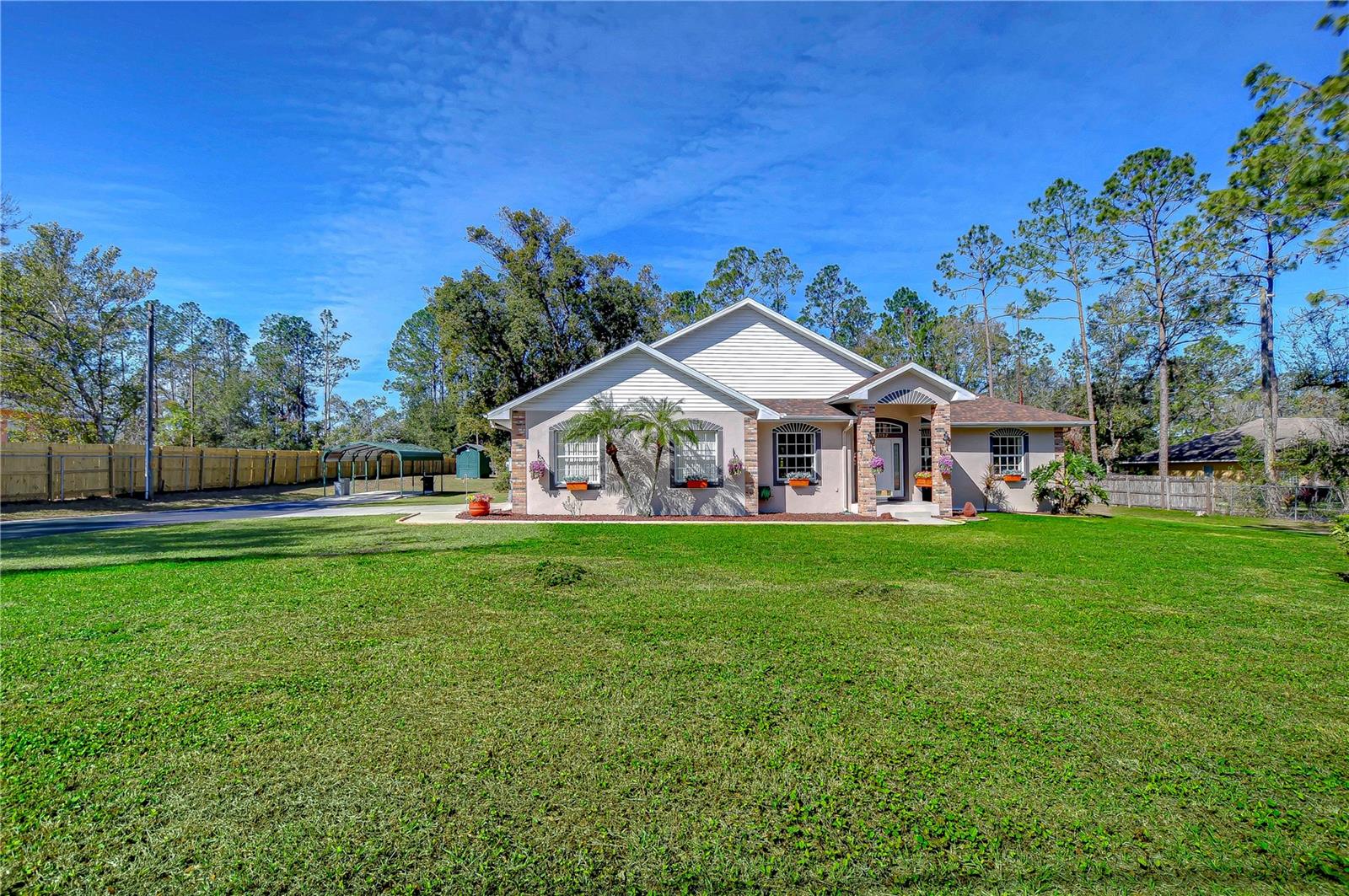 12102 HAZEN AVE, THONOTOSASSA, FL, 33592