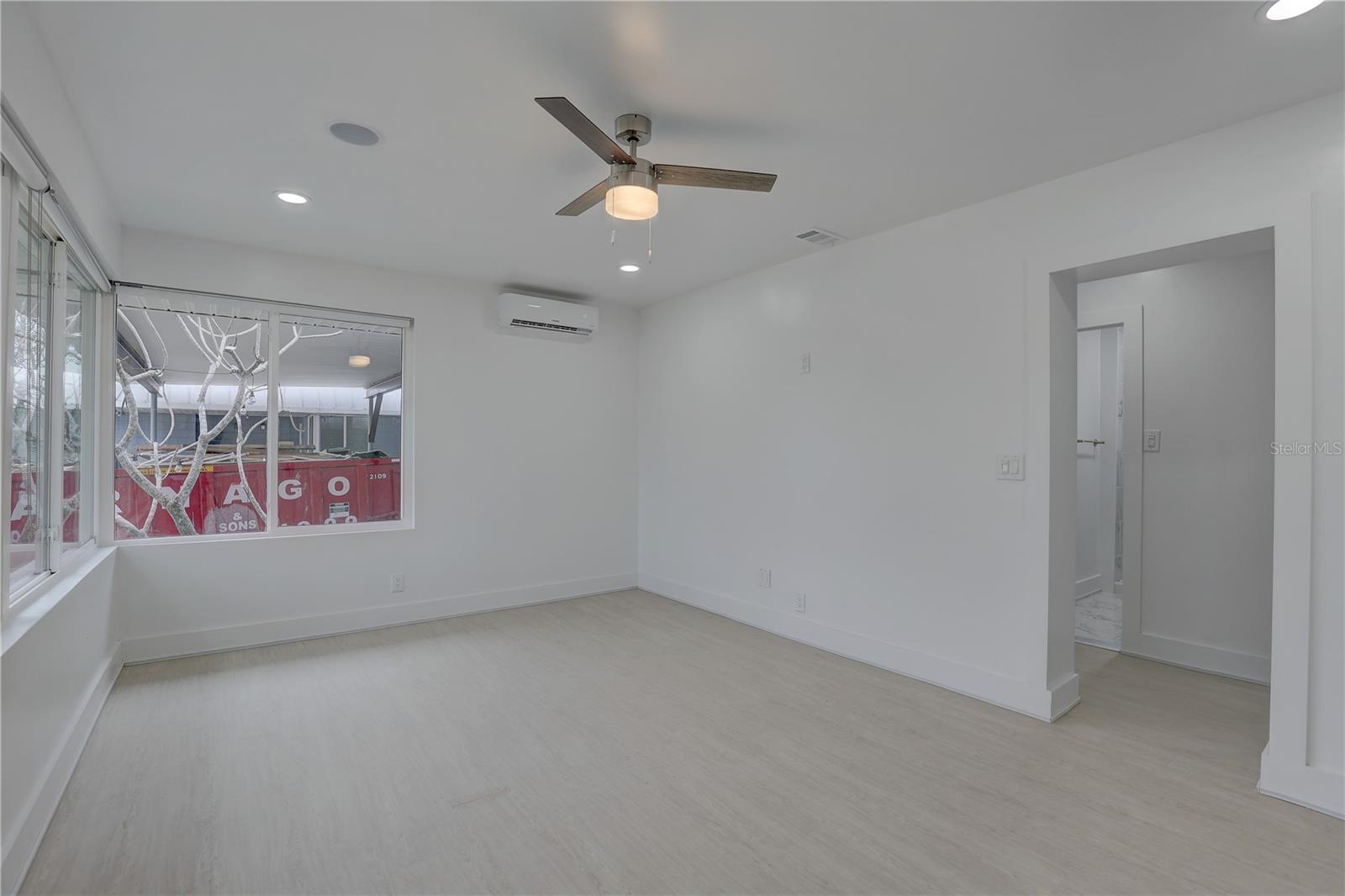 14060 MIRAMAR AVE, MADEIRA BEACH, FL, 33708