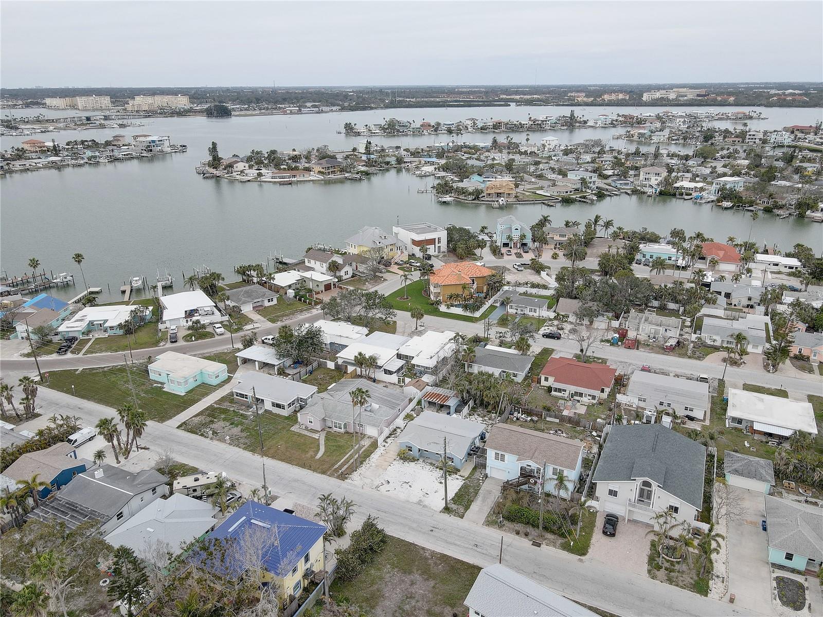 14060 MIRAMAR AVE, MADEIRA BEACH, FL, 33708