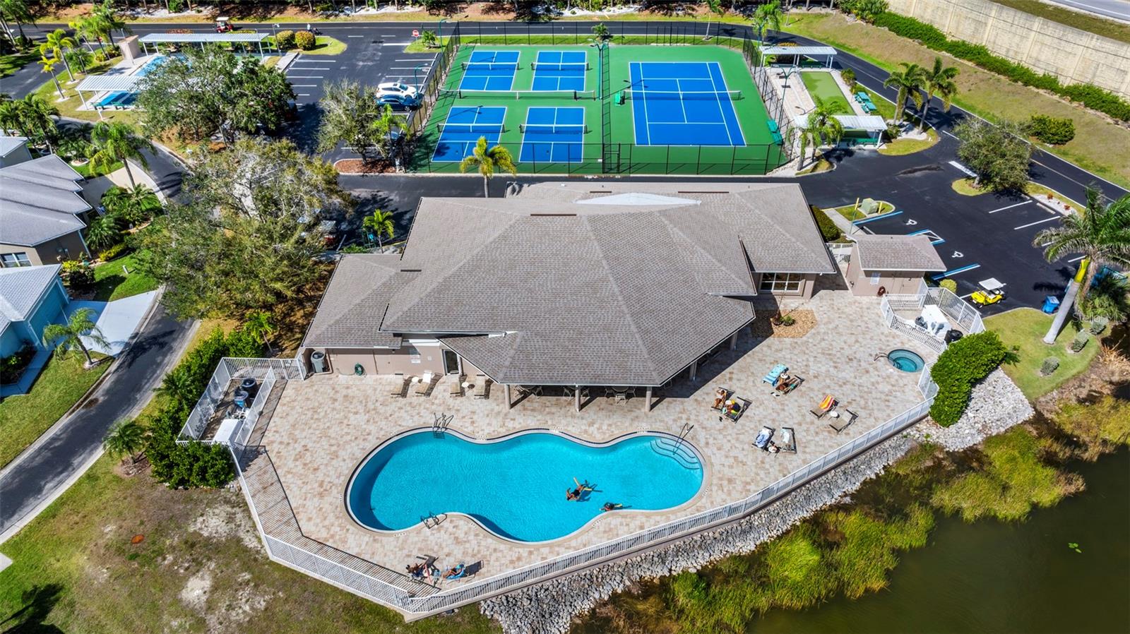 10738 BAHIA TERRADO CIR, ESTERO, FL, 33928