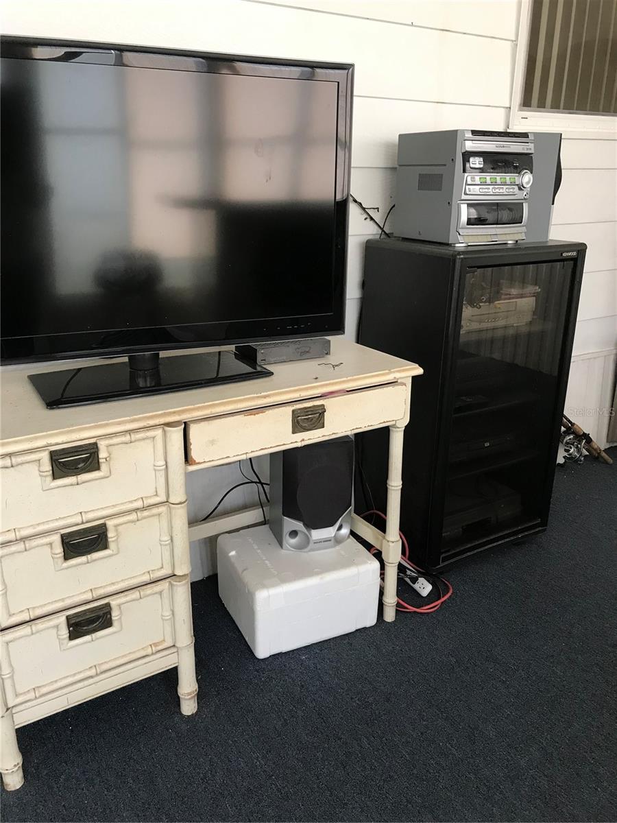 P4933855 Property Photo