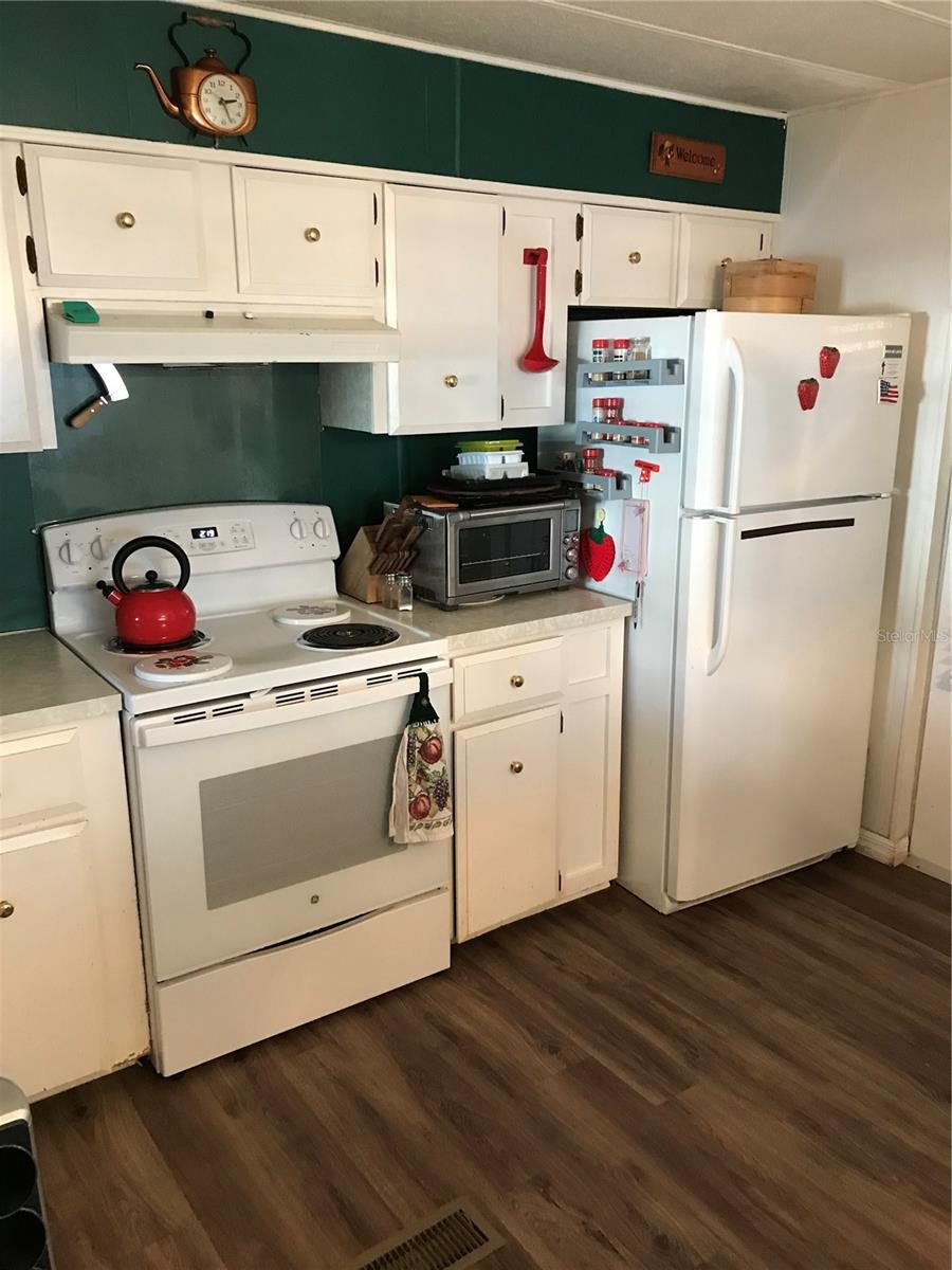 P4933855 Property Photo