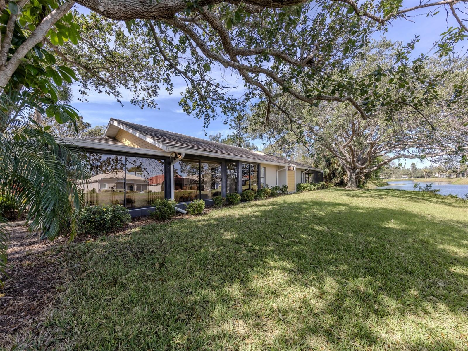 268 SOUTHAMPTON DR #309, VENICE, FL, 34293