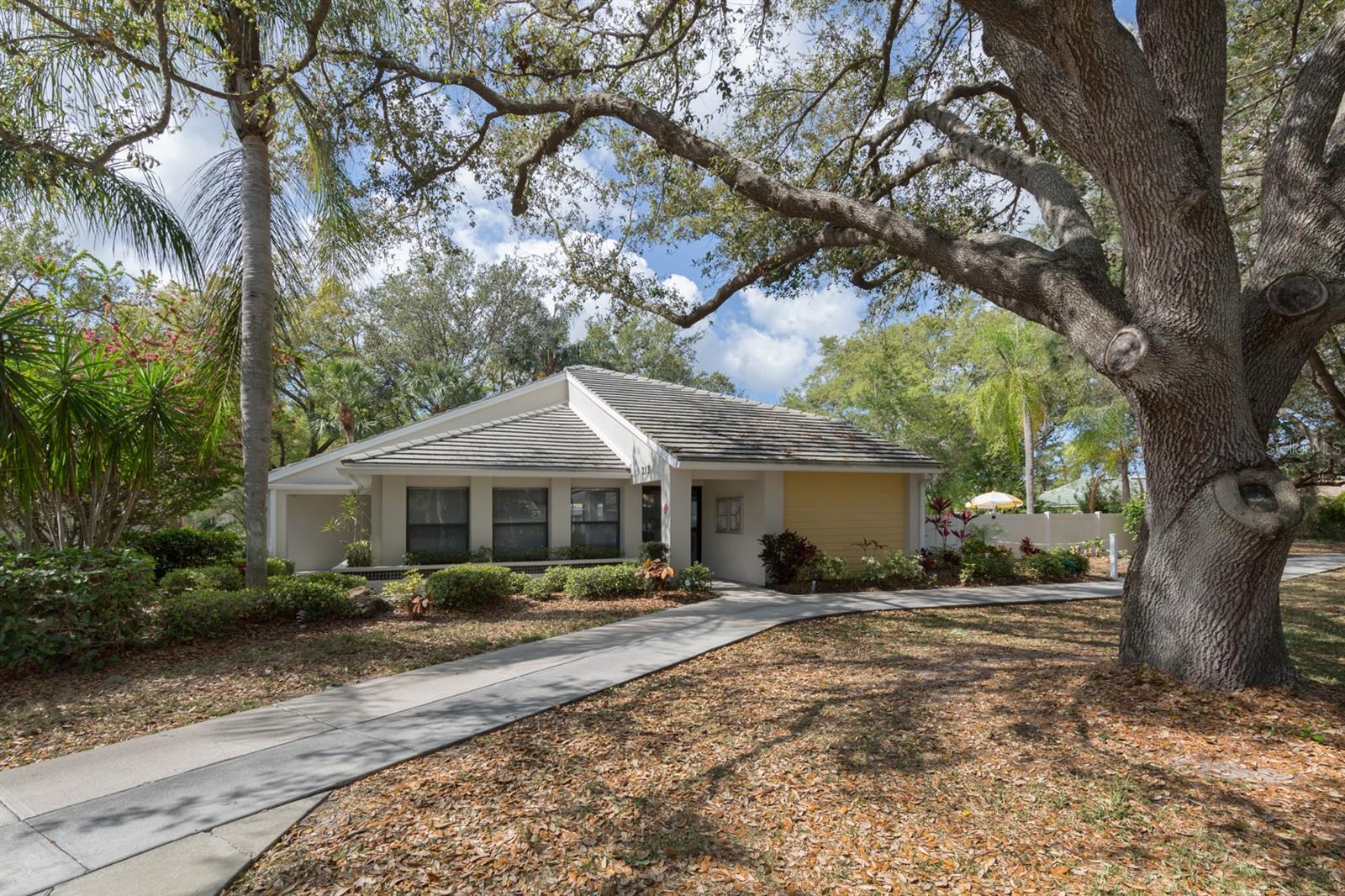 268 SOUTHAMPTON DR #309, VENICE, FL, 34293