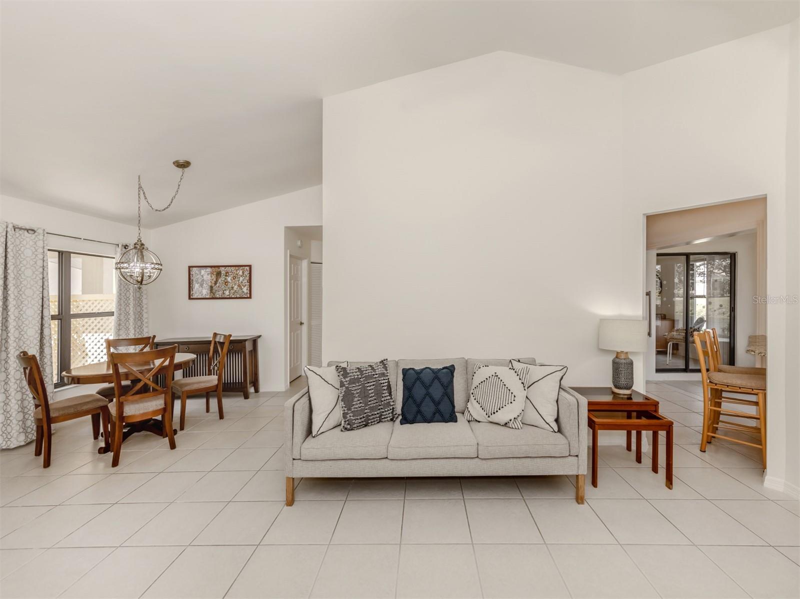 268 SOUTHAMPTON DR #309, VENICE, FL, 34293