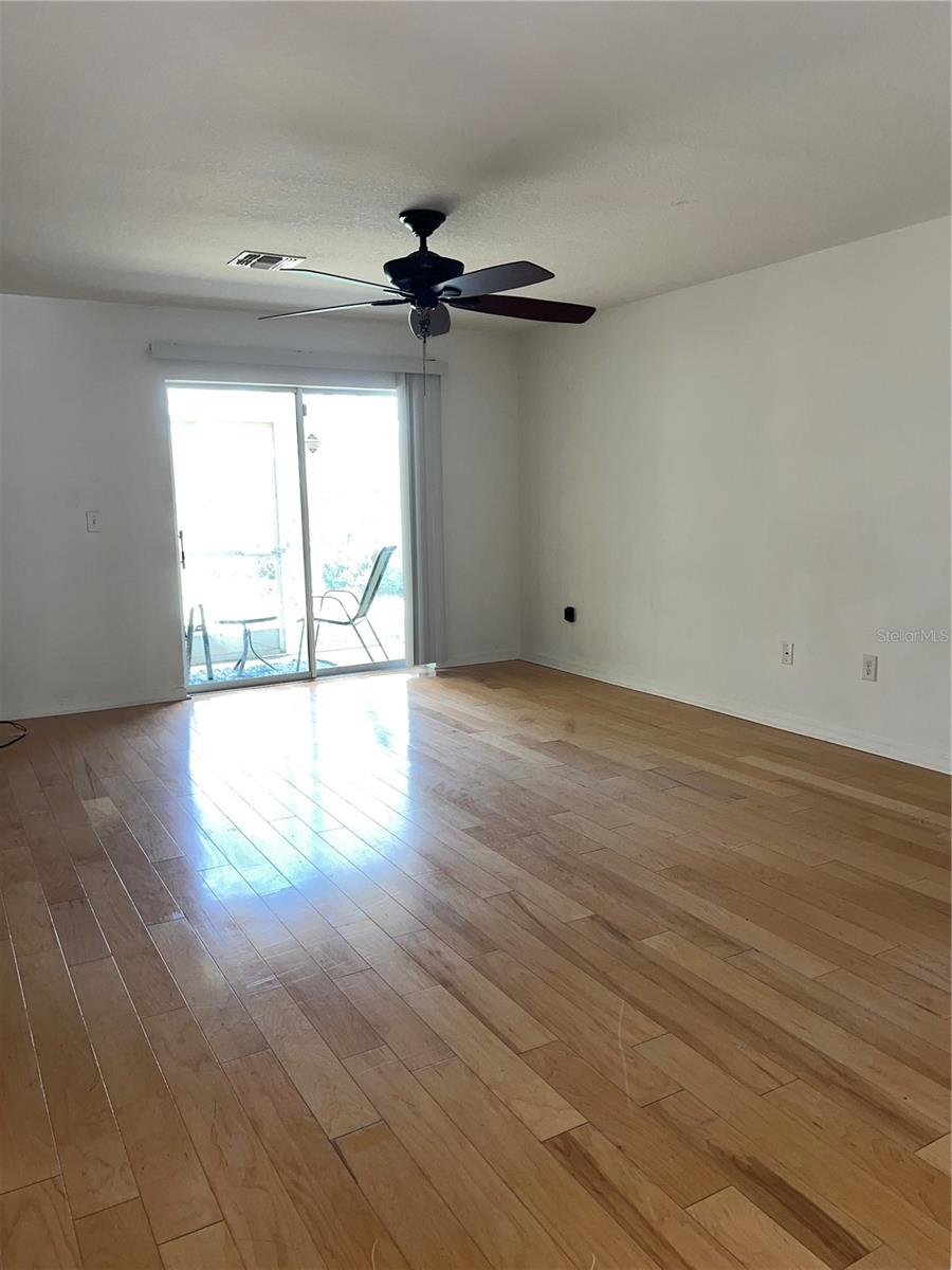 6326 TIMBERLY LN, ZEPHYRHILLS, FL, 33542