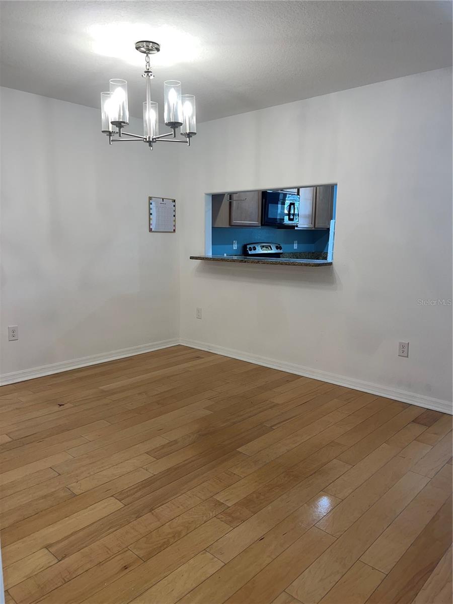 6326 TIMBERLY LN, ZEPHYRHILLS, FL, 33542