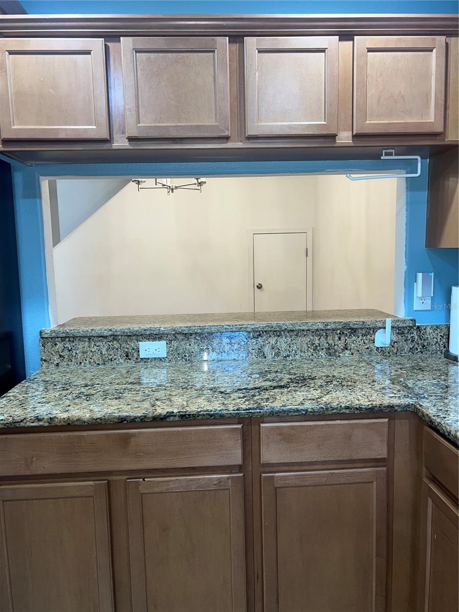 6326 TIMBERLY LN, ZEPHYRHILLS, FL, 33542