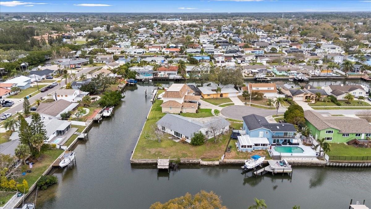 8468 FLAGSTONE DR, TAMPA, FL, 33615