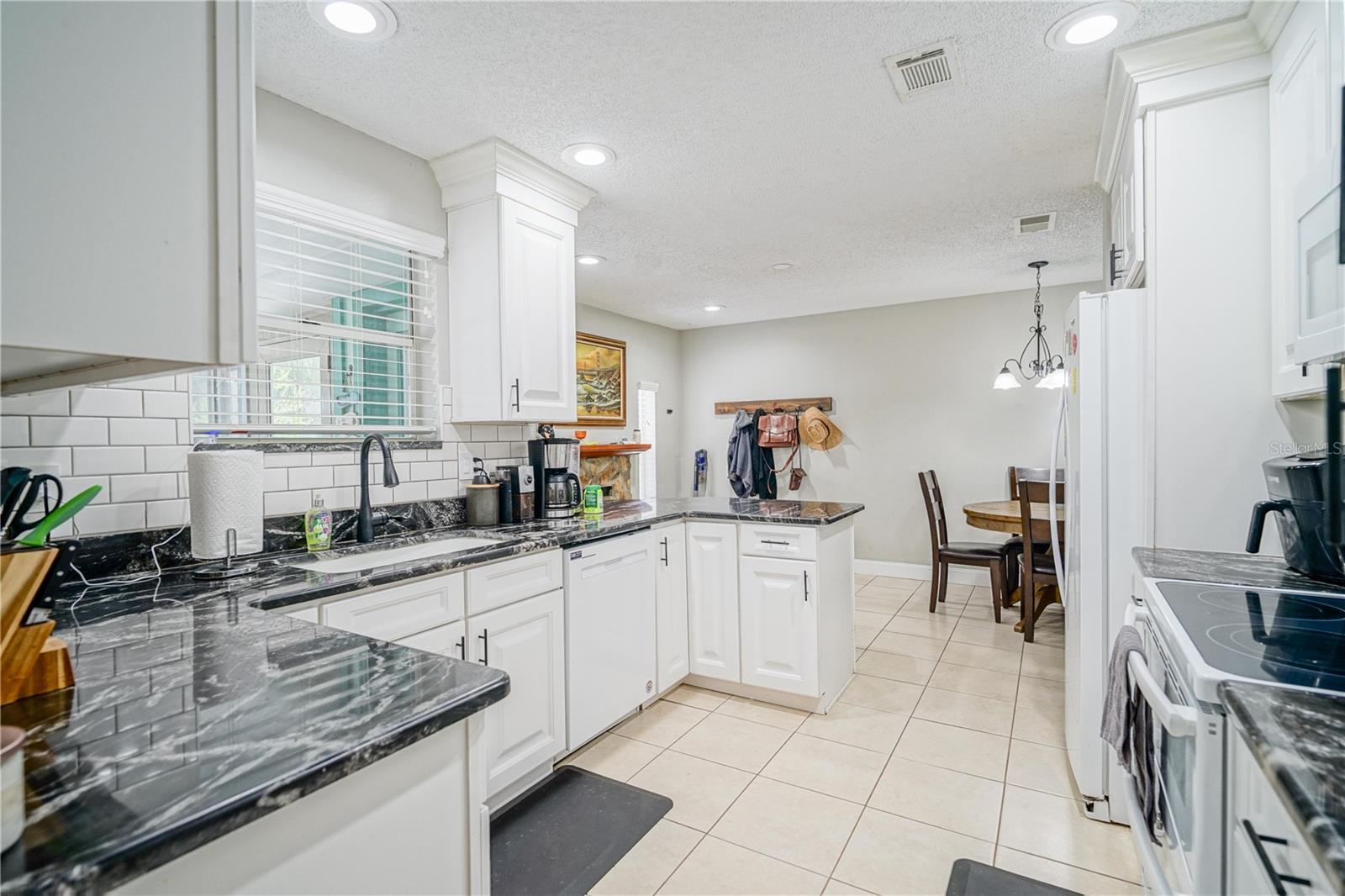 5490 SE HIGHWAY 42, SUMMERFIELD, FL, 34491