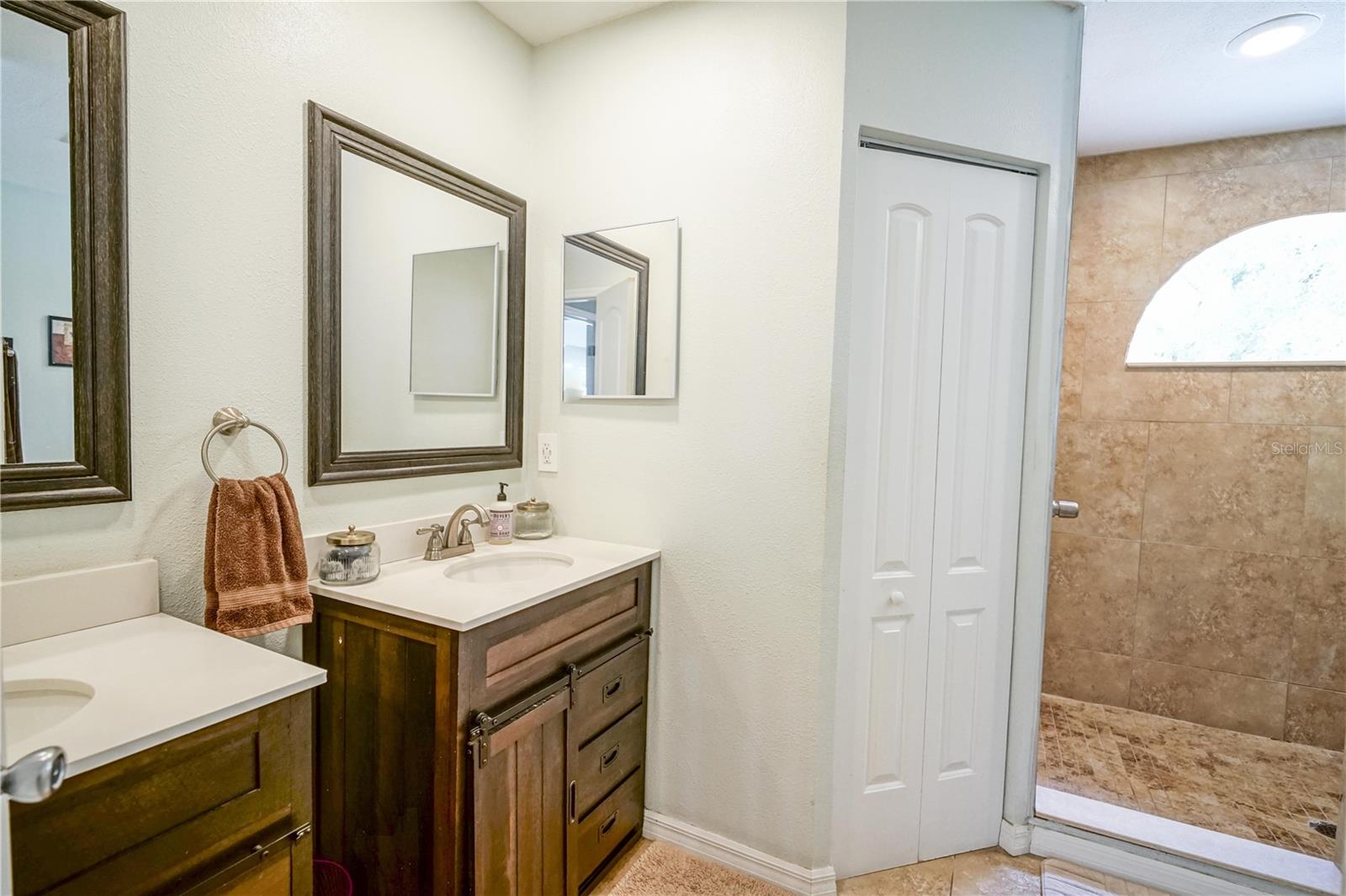 5490 SE HIGHWAY 42, SUMMERFIELD, FL, 34491