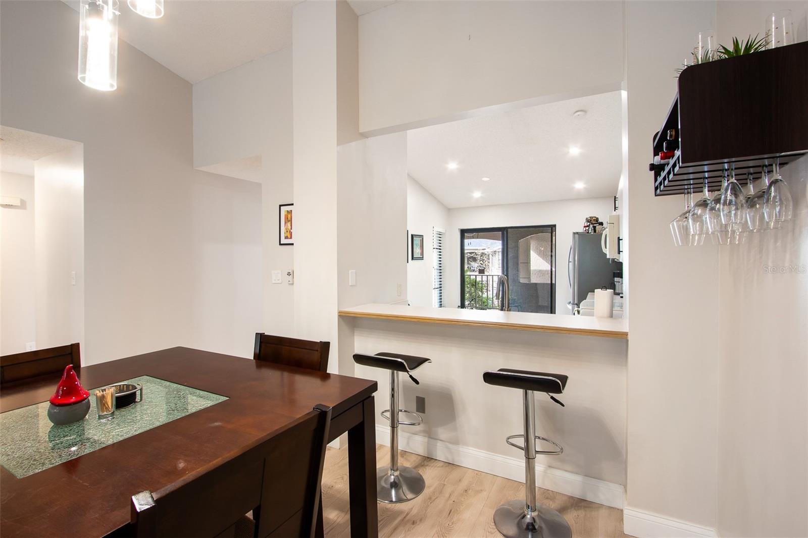 1075 KENSINGTON PARK DR #203, ALTAMONTE SPRINGS, FL, 32714