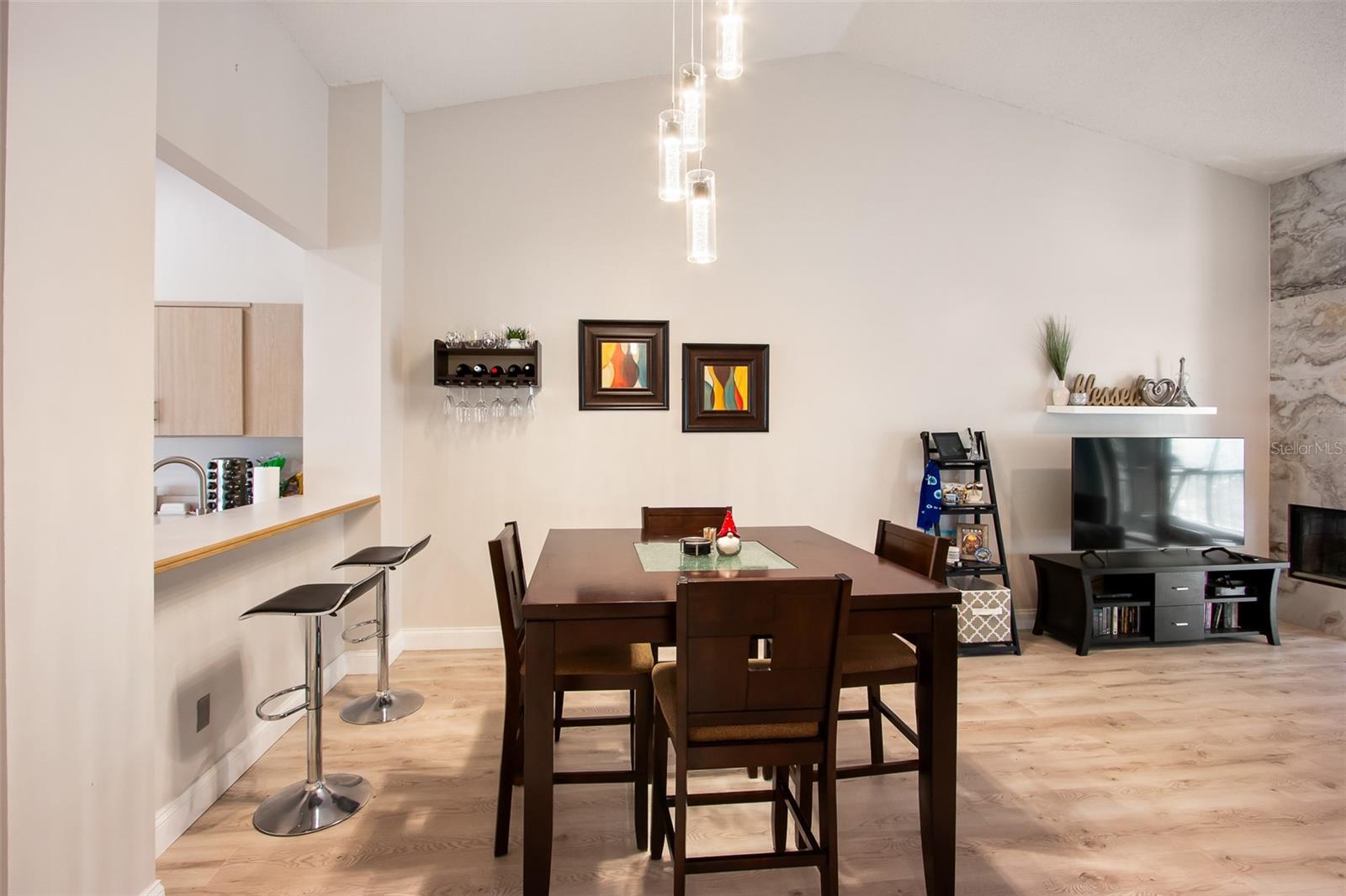 1075 KENSINGTON PARK DR #203, ALTAMONTE SPRINGS, FL, 32714