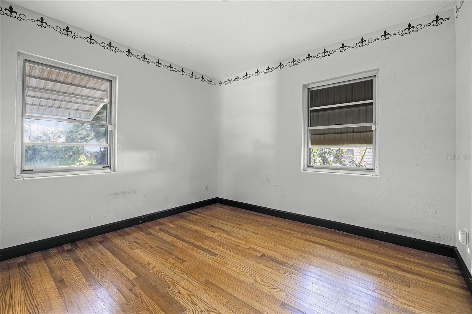 303 S FOREST AVE, ORLANDO, FL, 32803
