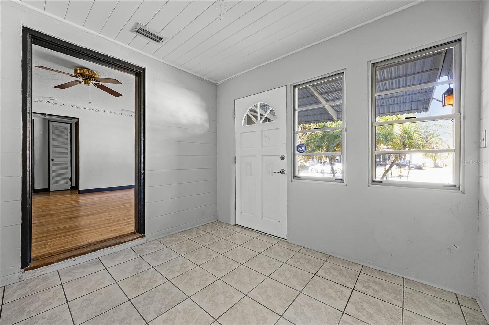 303 S FOREST AVE, ORLANDO, FL, 32803