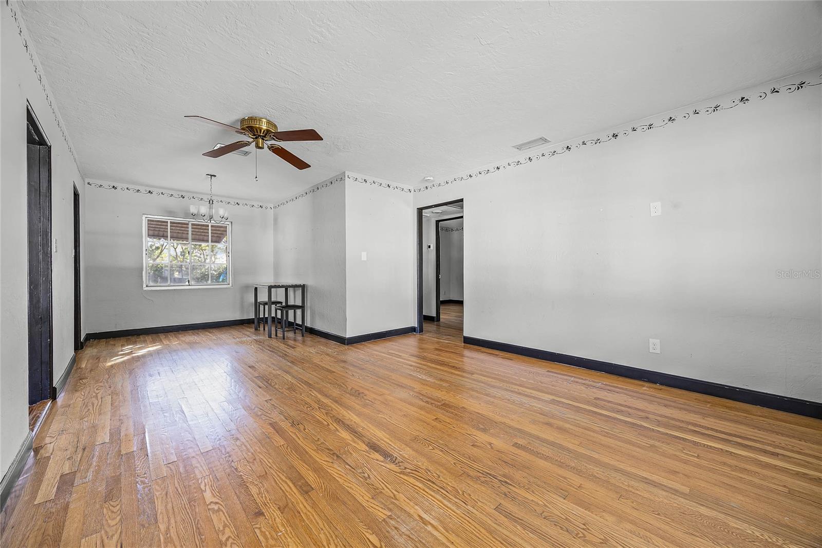 303 S FOREST AVE, ORLANDO, FL, 32803