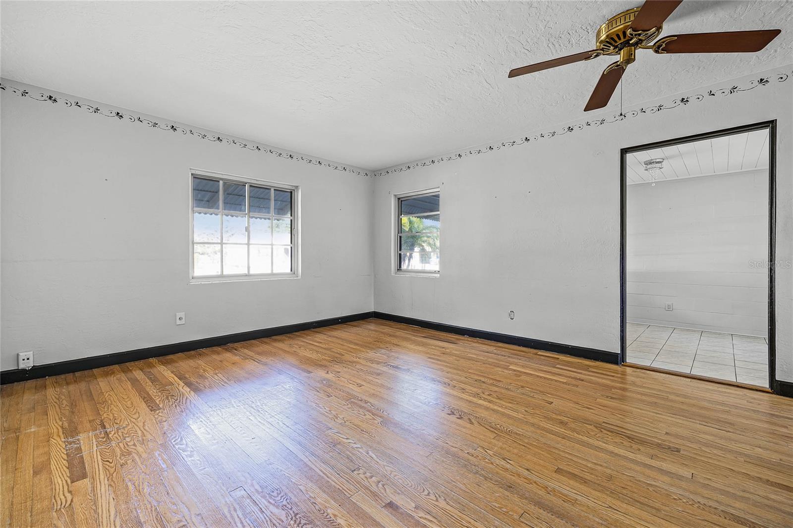 303 S FOREST AVE, ORLANDO, FL, 32803
