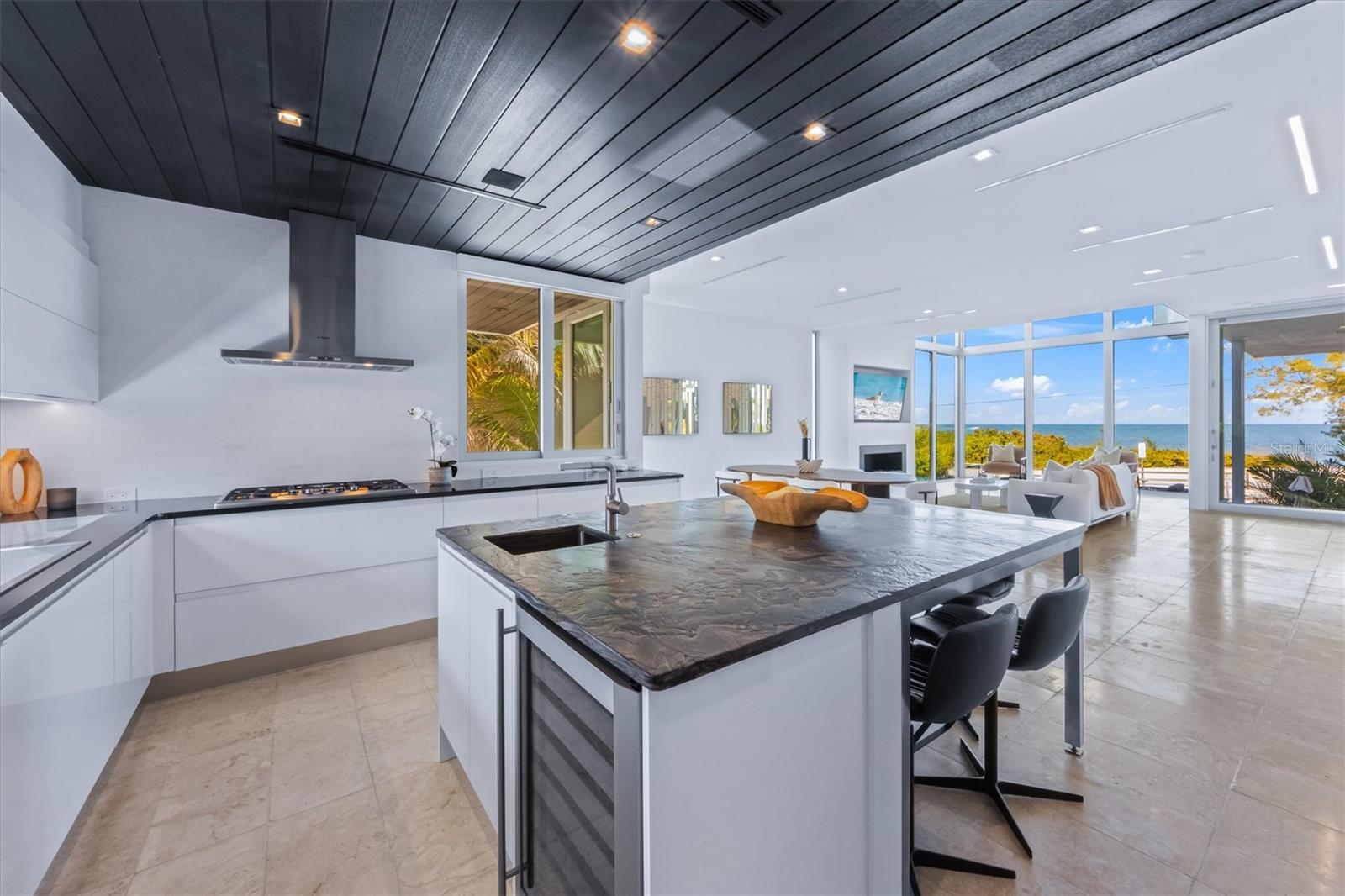 115 N BAY BLVD, ANNA MARIA, FL, 34216