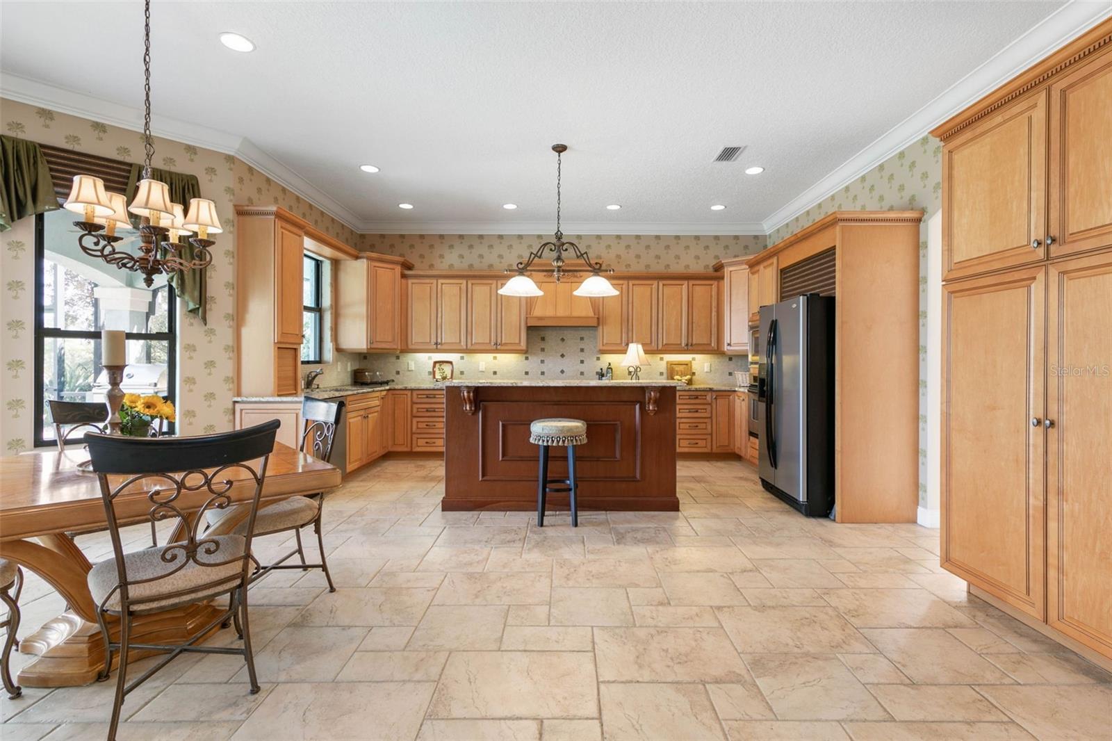 28 EMERALD LAKE DR, PALM COAST, FL, 32137